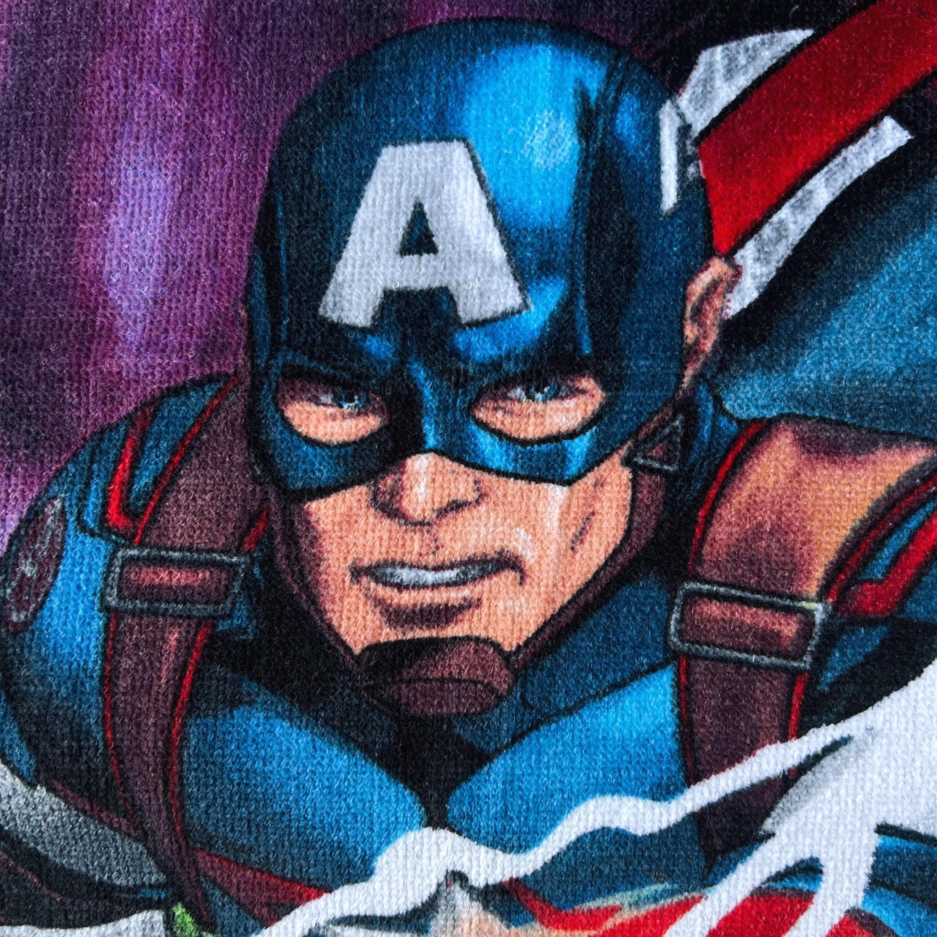 MTOnlinehandel Badetuch Avengers 70x140 cm, 100 % Baumwolle, Marvel's Avengers Heroes, Baumwolle (1-St), Captain America, Iron Man, Hulk & Thor Bade- / Strandtuch für Kinder