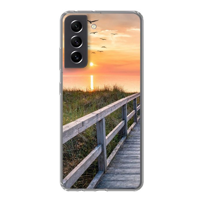 MuchoWow Handyhülle Sonnenuntergang - Meer - Weg - Gras - Düne - Vögel Phone Case Handyhülle Samsung Galaxy S21 FE Silikon Schutzhülle