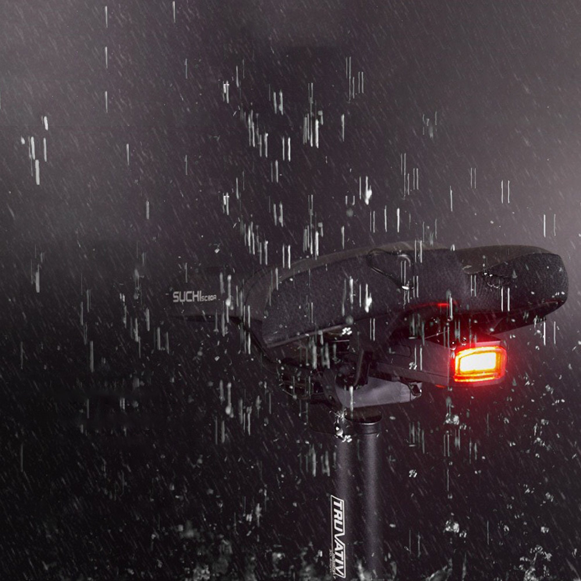 SachsenRAD Fahrradbeleuchtung Alarm-Rücklicht Red Secure, Fernbedienung, Vibrationssensor, Alarmton 105-110db