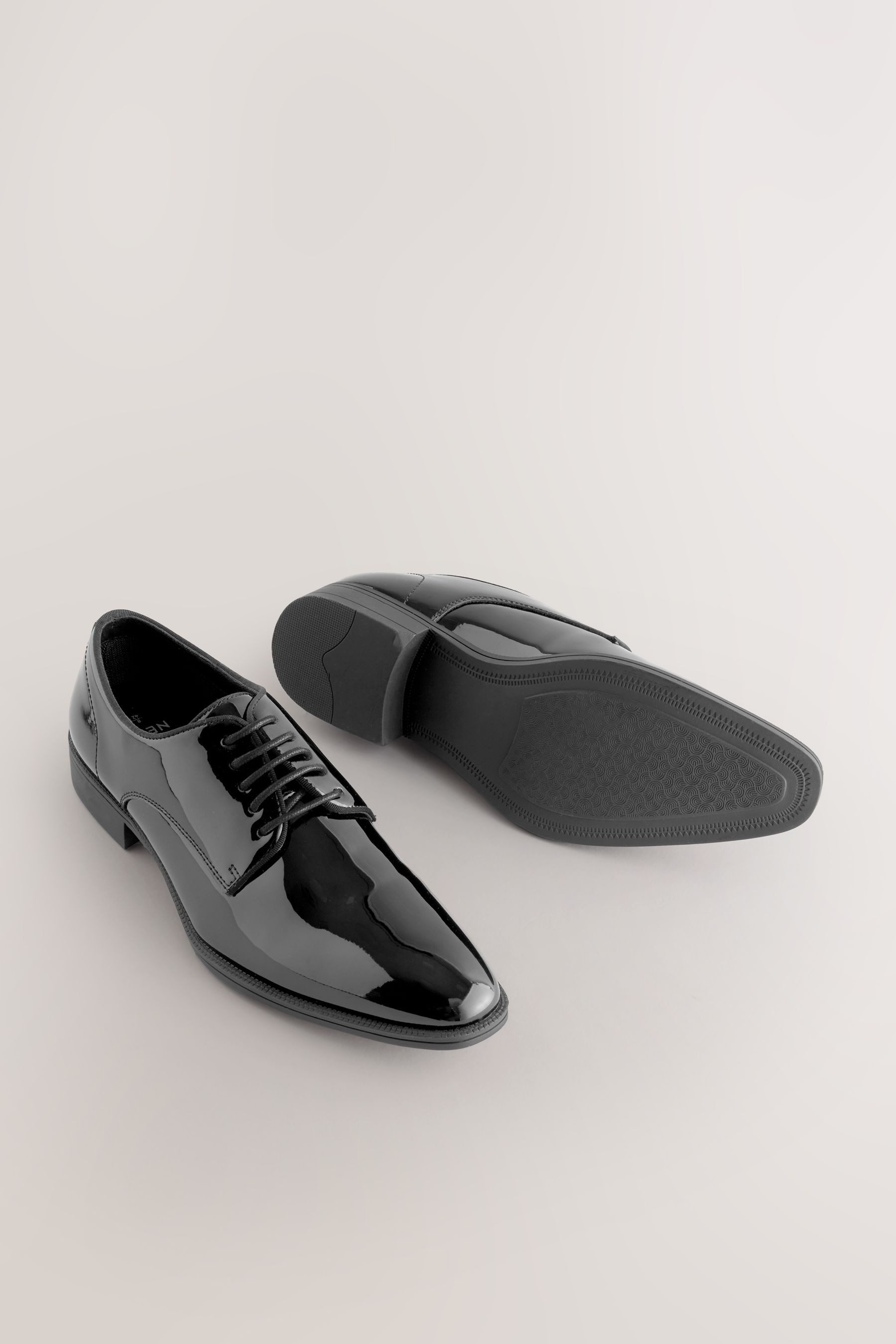 Next Lackleder-Schnürschuh Schnürschuh (1-tlg)