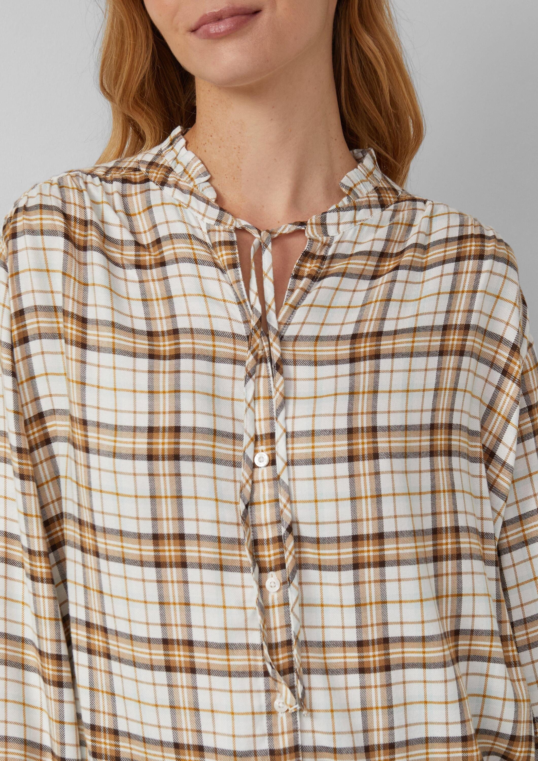 s.Oliver Langarmbluse Bluse Karierte Hemdbluse im Relaxed Fit mit Rüschenkragen
