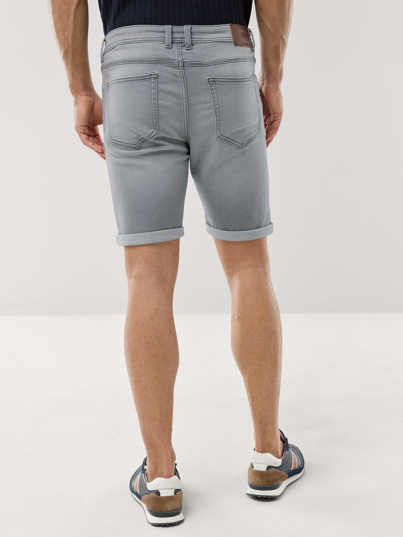 Walbusch Shorts Herren Jogger-Jeans Shorts Modern Fit Jeansshorts aus superelastischem Denim, Flex-Bund, in 18 Größen