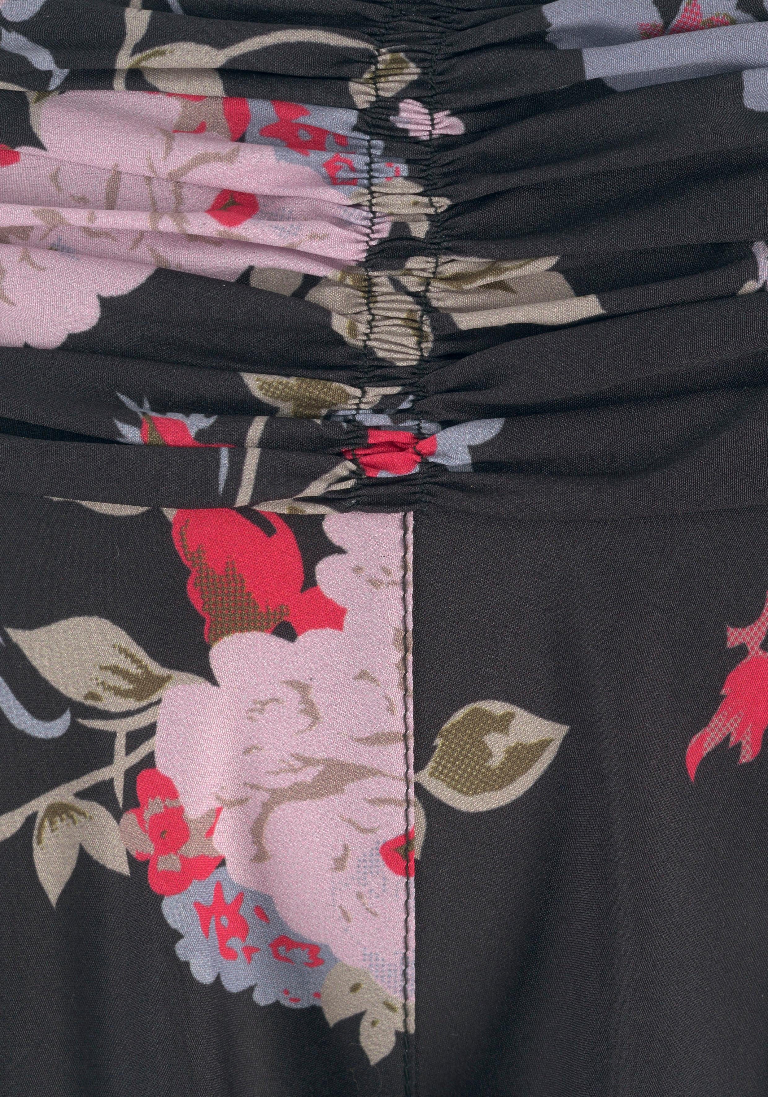 LASCANA Hosenrock mit extra weitem Bein mit Blumenprint, Culotte, weites Bein, luftige Sommerhose, Schlupfhose – Bild 5 von 5