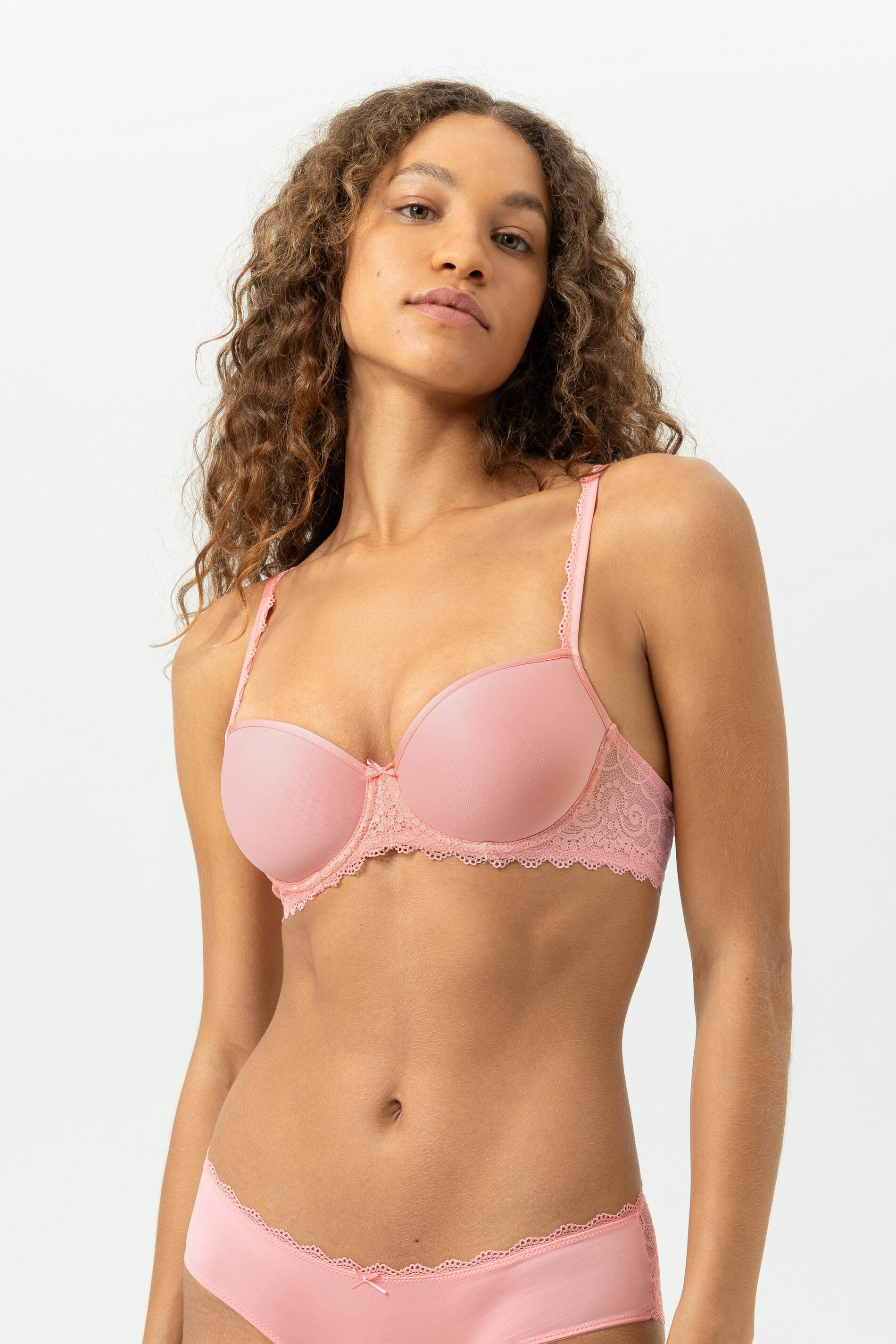 Mey Bügel-BH Damen Serie Amorous (1-tlg., 1) 3D-Cups, atmungsaktiv, mit Bügel, Spitze, verstellbare Träger