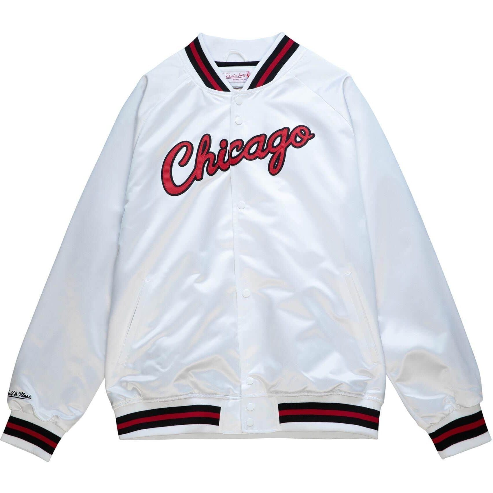 / Ness White Chicago Red Windbreaker Mitchell Bulls Satin &