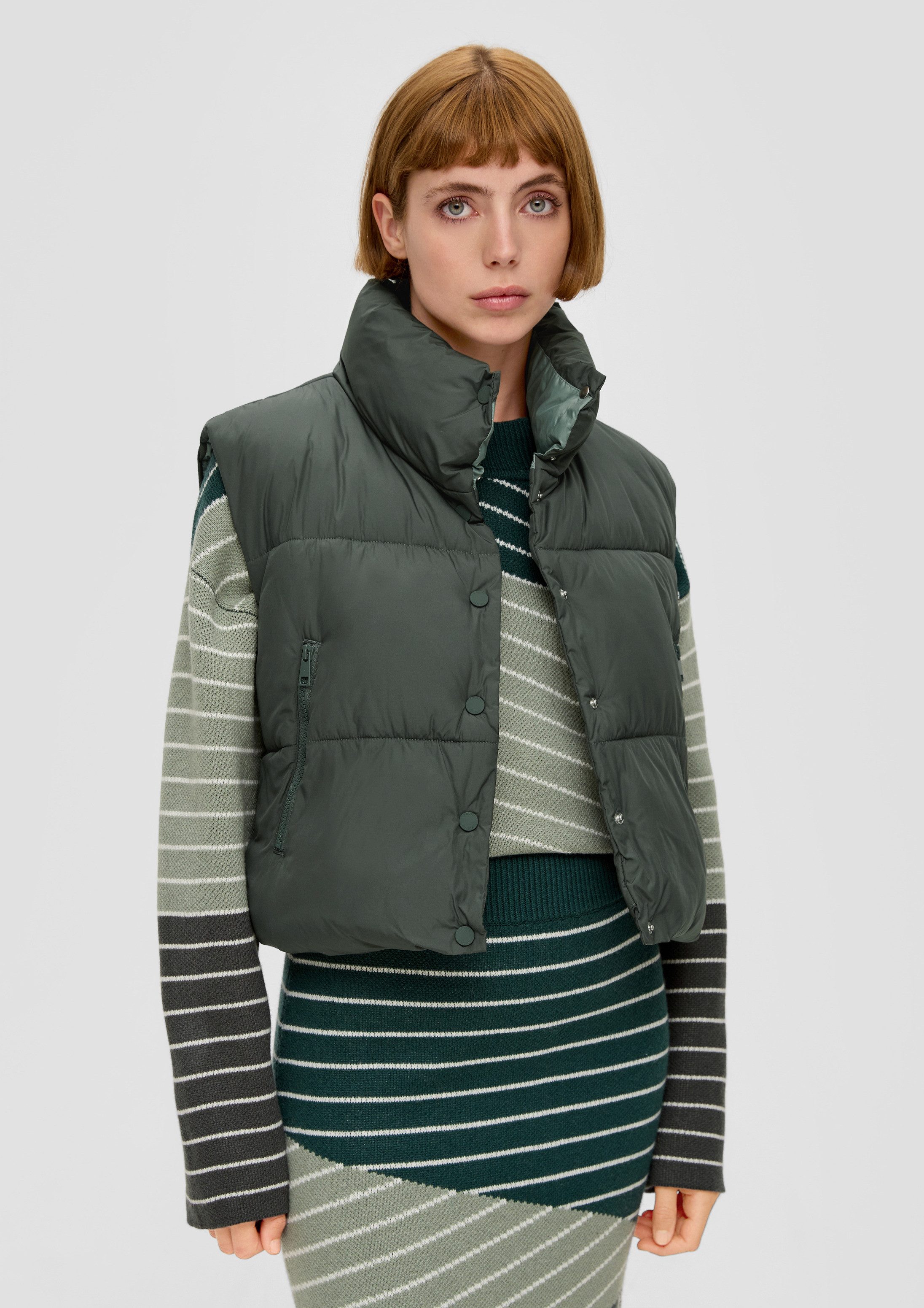 s.Oliver Outdoorjacke Outdoor-Weste Wattierte Steppweste mit Stehkragen