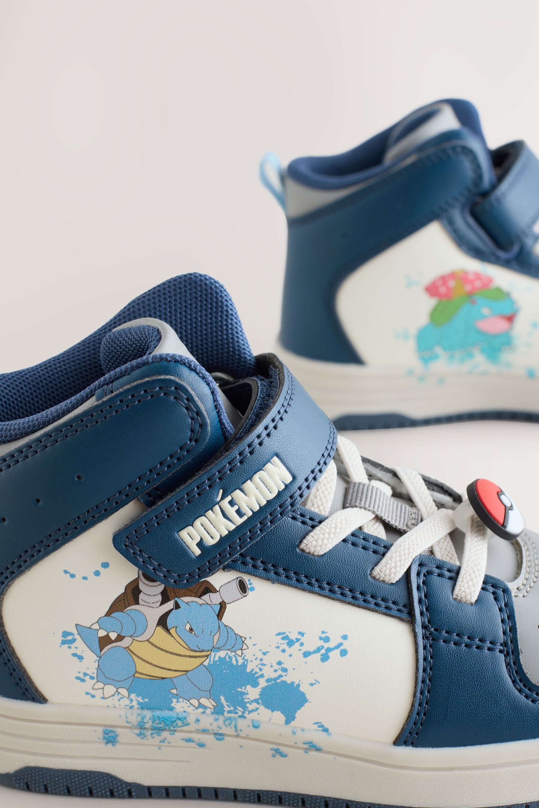 Next Pokemon Turnschuh mit hohem Schaft Sneaker (1-tlg)