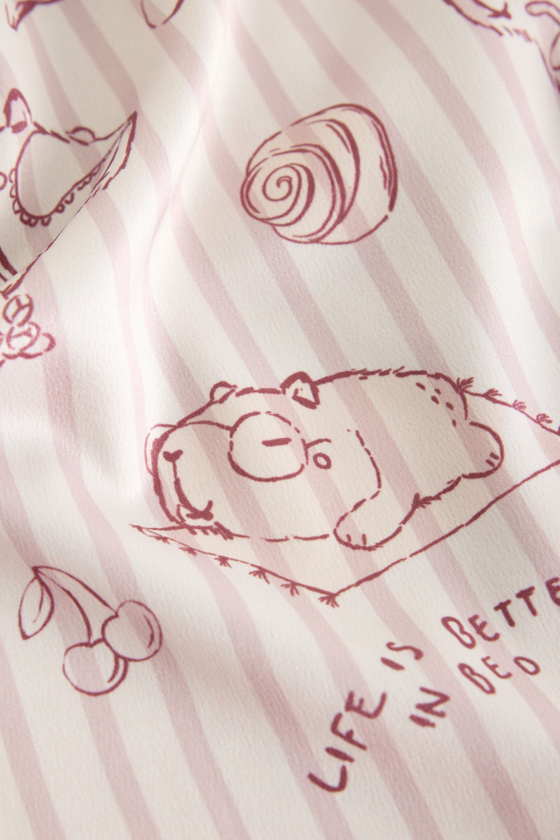 Next Pyjama Capybara Satinschlafanzug mit Knopfleiste (2 tlg) – Bild 4 von 5