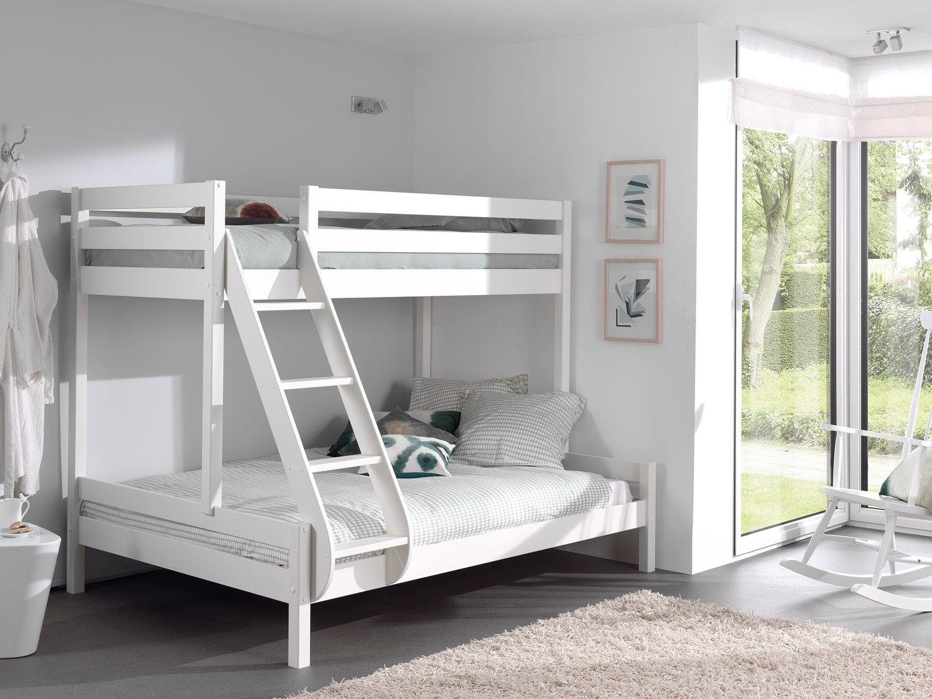 Vipack Etagenbett Martin, 2 Liegeflächen 140 u. 90/200, Kiefer massiv, Made in Europe (B/H/T ca. 208x167x156cm, untere Liegefläche mit Mittelsteg), inkl. Rolllattenroste, oben mit Absturzschutz, Farben weiß und natur