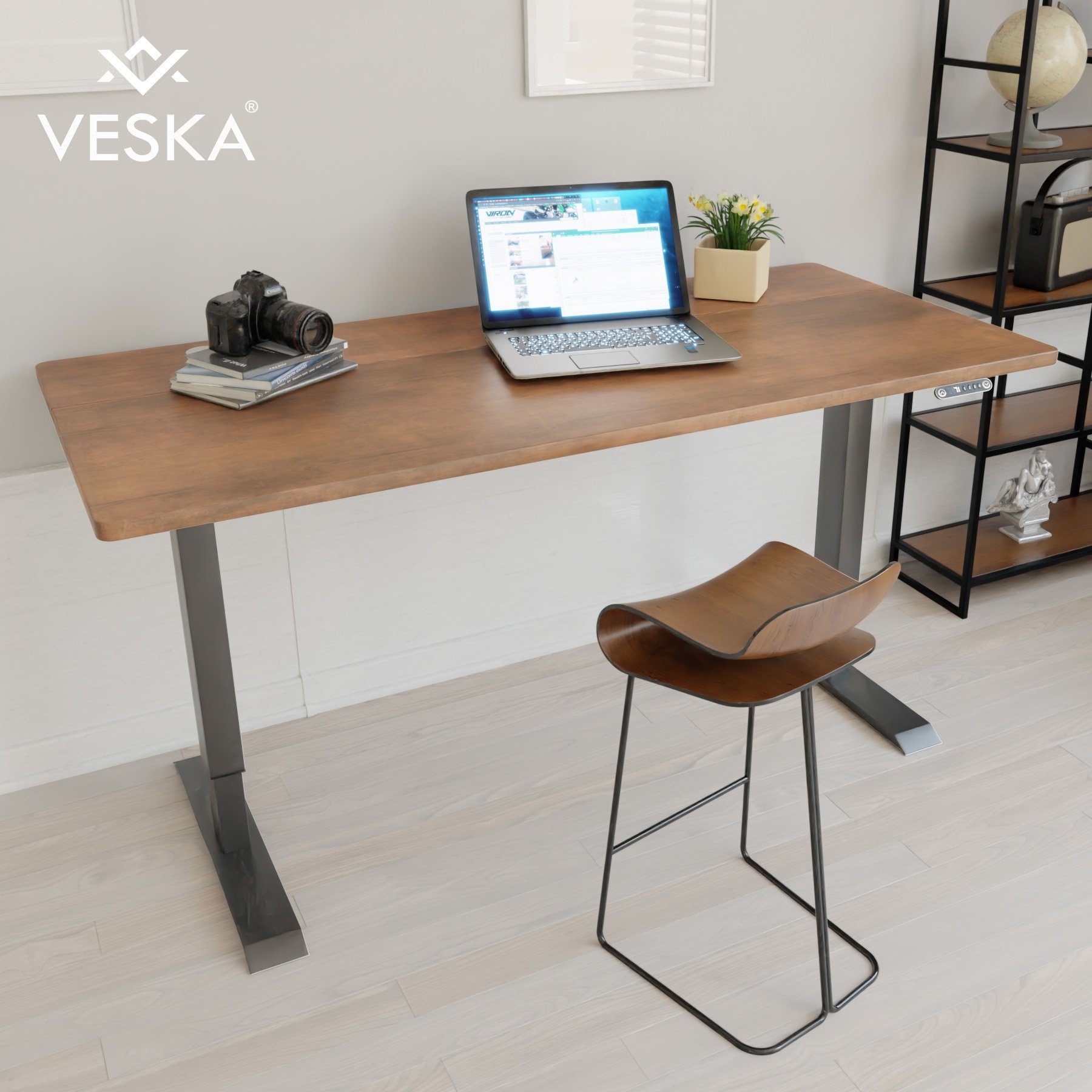 VESKA Schreibtisch Höhenverstellbar 140 x 70 cm - Bürotisch Elektrisch mit Touchscreen - Sitz- & Stehpult Home Office