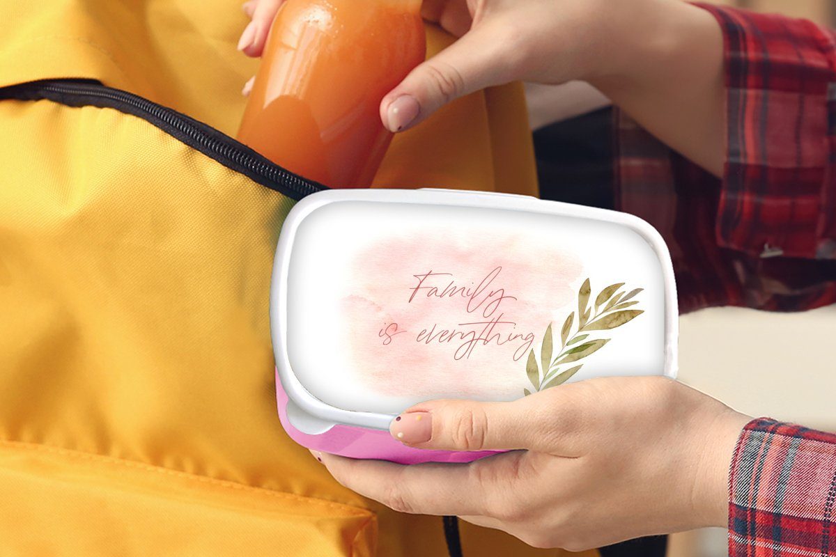 MuchoWow Lunchbox Zitate - Sprichwörter - ist rosa Kunststoff, Snackbox, alles, (2-tlg), Kinder, Kunststoff für Brotdose Erwachsene, Mädchen, Familie Brotbox
