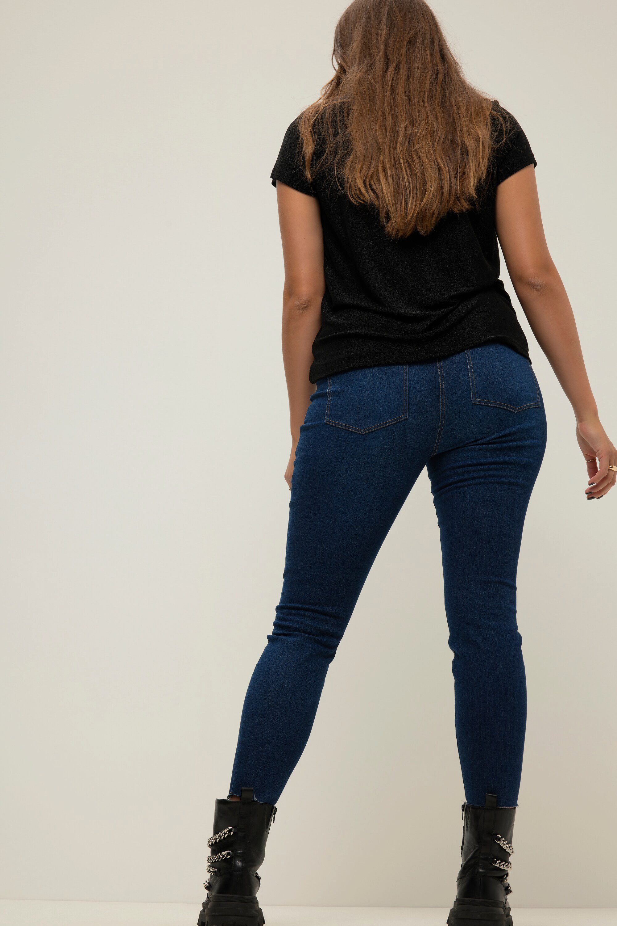 Skinny-Jeans 5-Pocket Untold Studio Elastikbund Regular-fit-Jeans Saum cutted