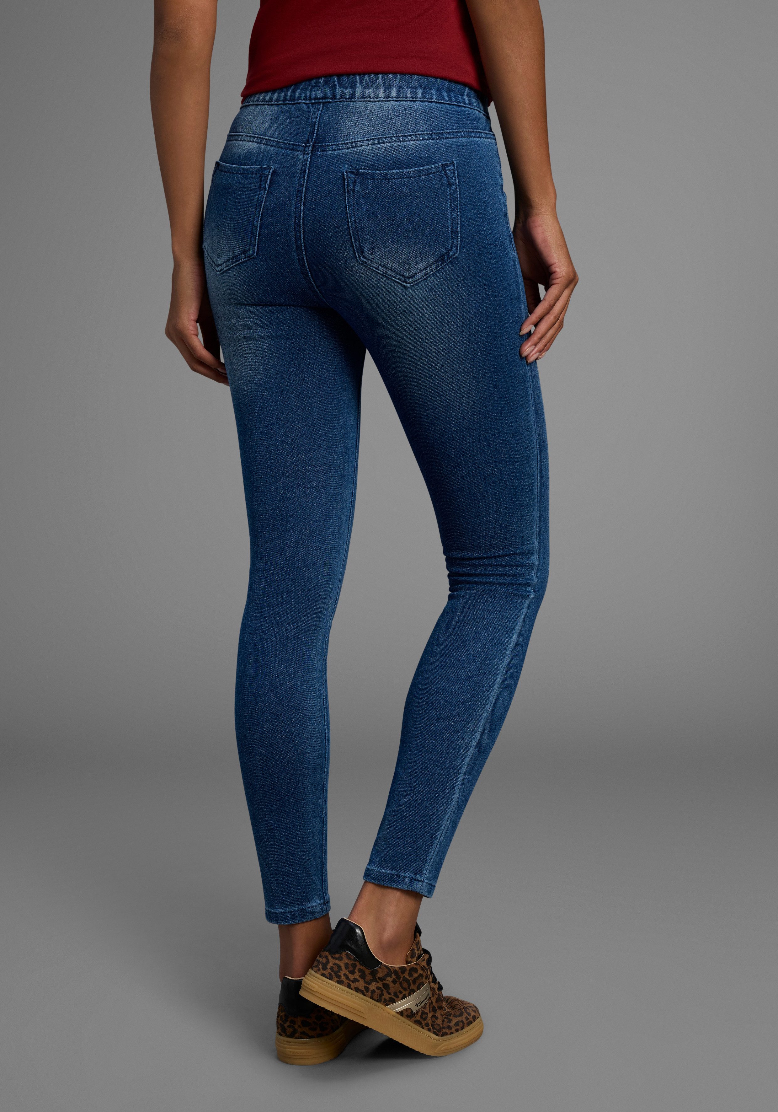 Arizona Jogg Pants High Waist extra-eng geschnitten, knöchellange Beinform, günstig online kaufen