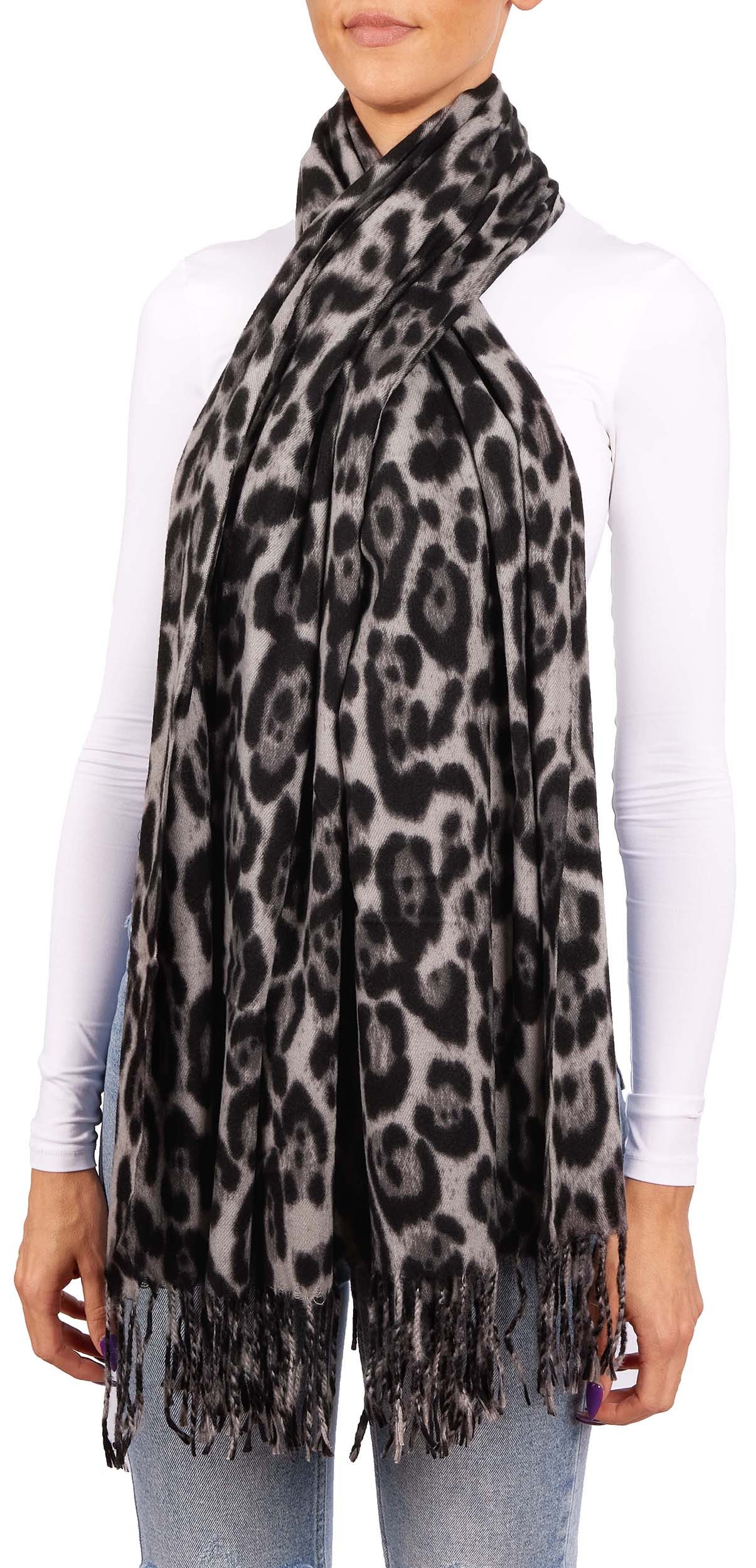 BRUBAKER Schal Cashmirillo Damen Schal mit Leoparden Muster - 70 x 200 cm, (Herbstschal Winterschal mit weichem Kaschmir-Gefühl, 1-St), Warm, Kuschelig und Oversized - Leo Damenschal für Herbst und Winter