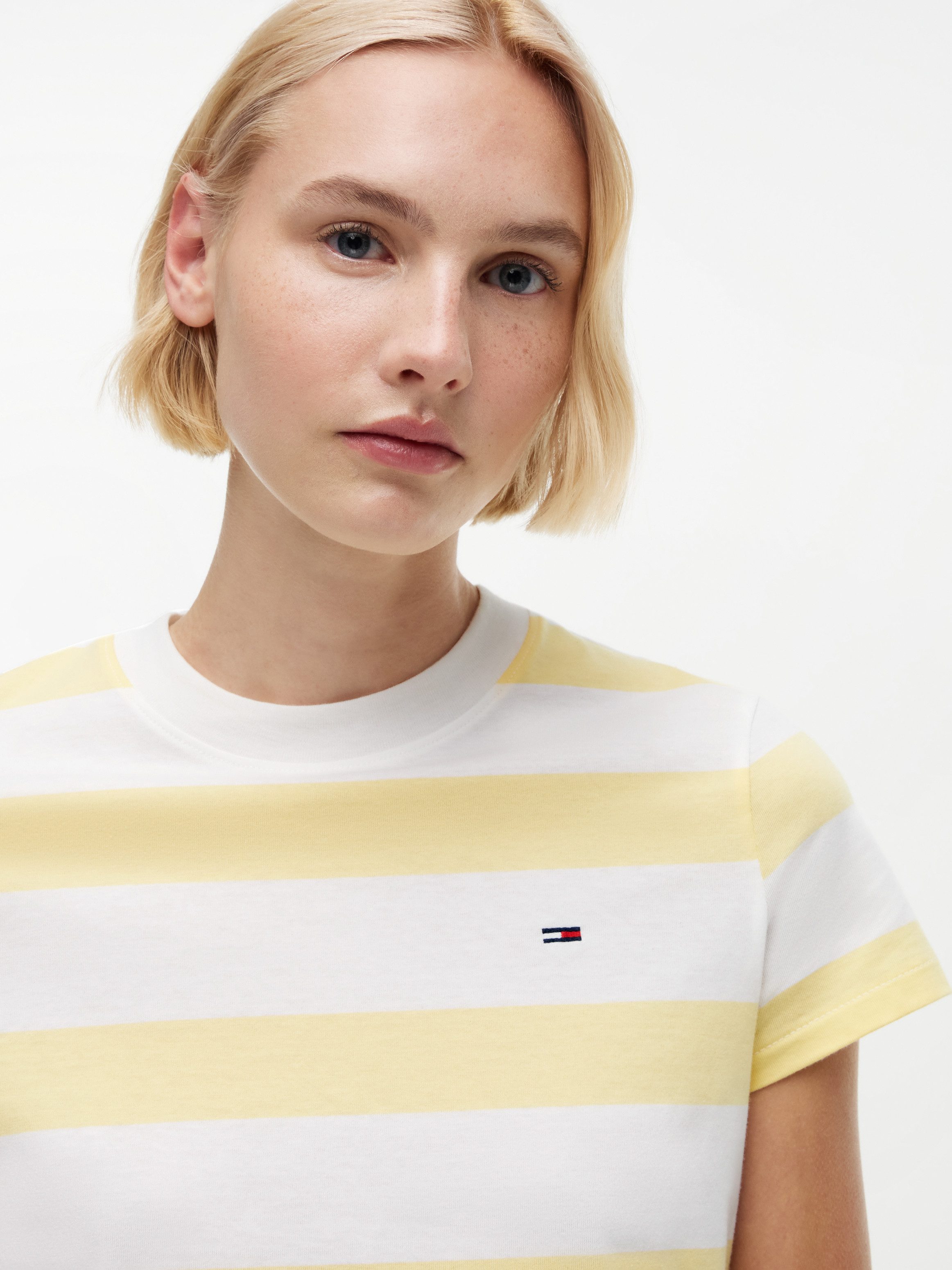 Tommy Jeans Kurzarmshirt TJW REG S FLAG JERSEY SS TEE EXT Baumwolle, regular fit, Kurzarm, Blockstreifen – Bild 3 von 5