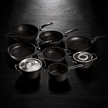 Fissler Topf-Set Adamant®, Aluminium (Set, 3-tlg., Kochtopf 20 cm, Bratentopf 24 cm, Stielkasserolle 18 cm), Made in Germany