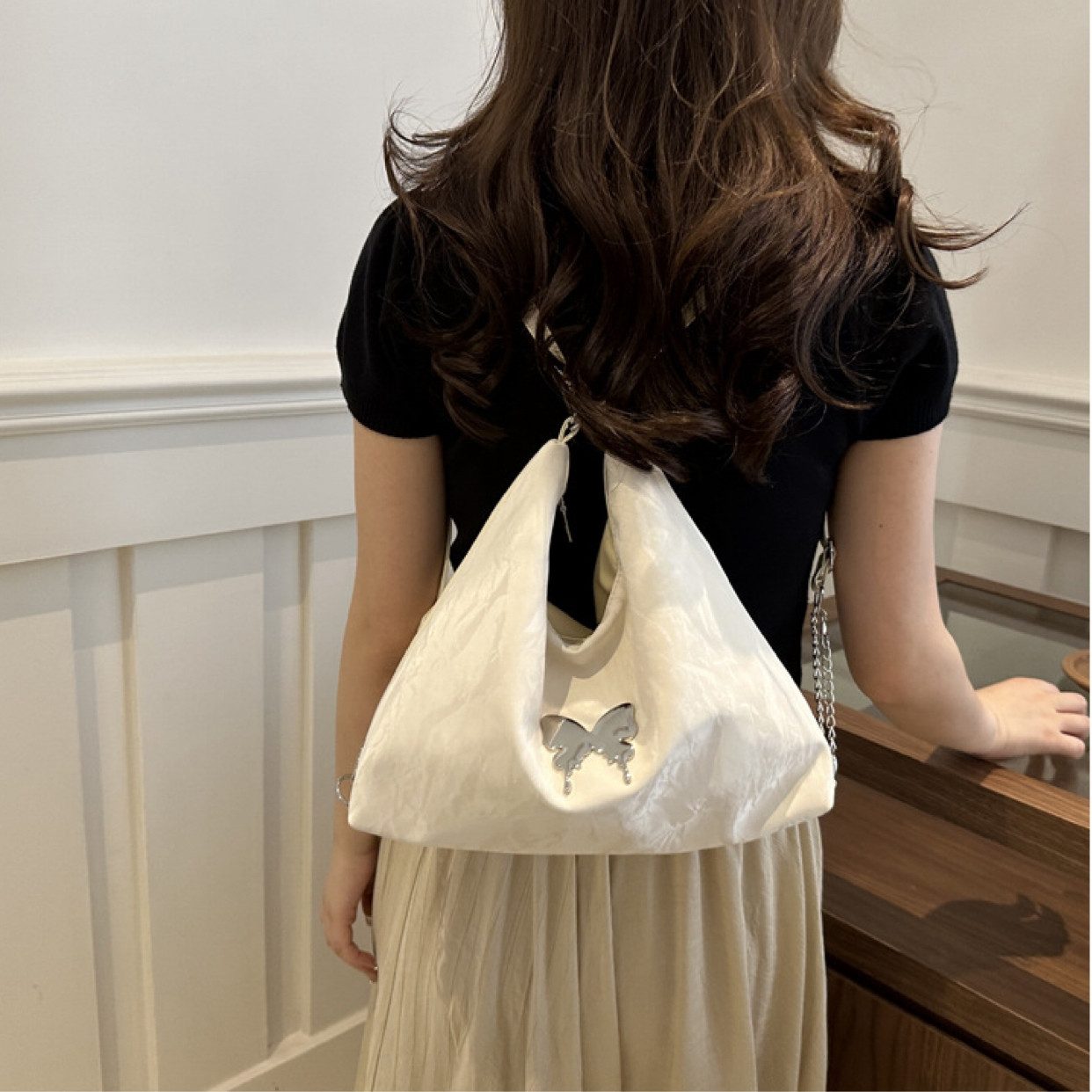 Super Solu Schultertasche Multifunktionale Damen Tasche 3-in-1 mit Schmetterling & Kette (Stück, 1-tlg., B/H/T30/26,5/9cm), 3 Tragemöglichkeiten: Rucksack, Schu – Bild 3 von 5