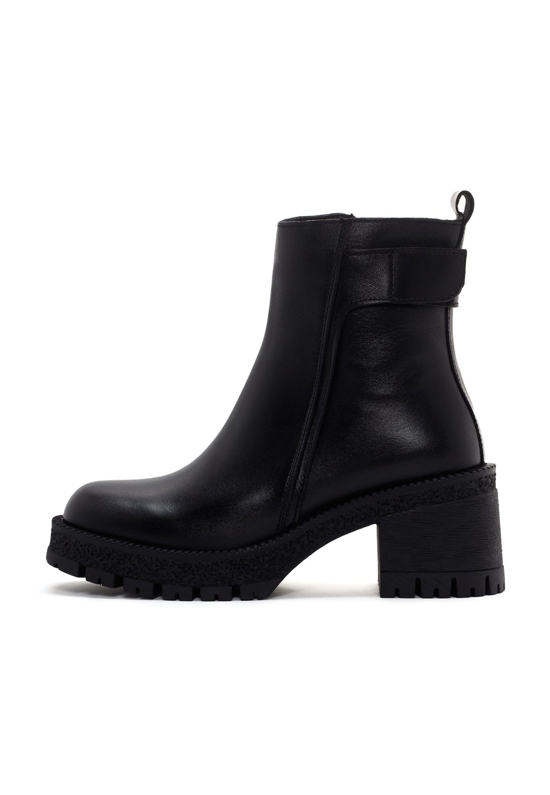 Absatz-Stiefeletten aus Leder Ankleboots