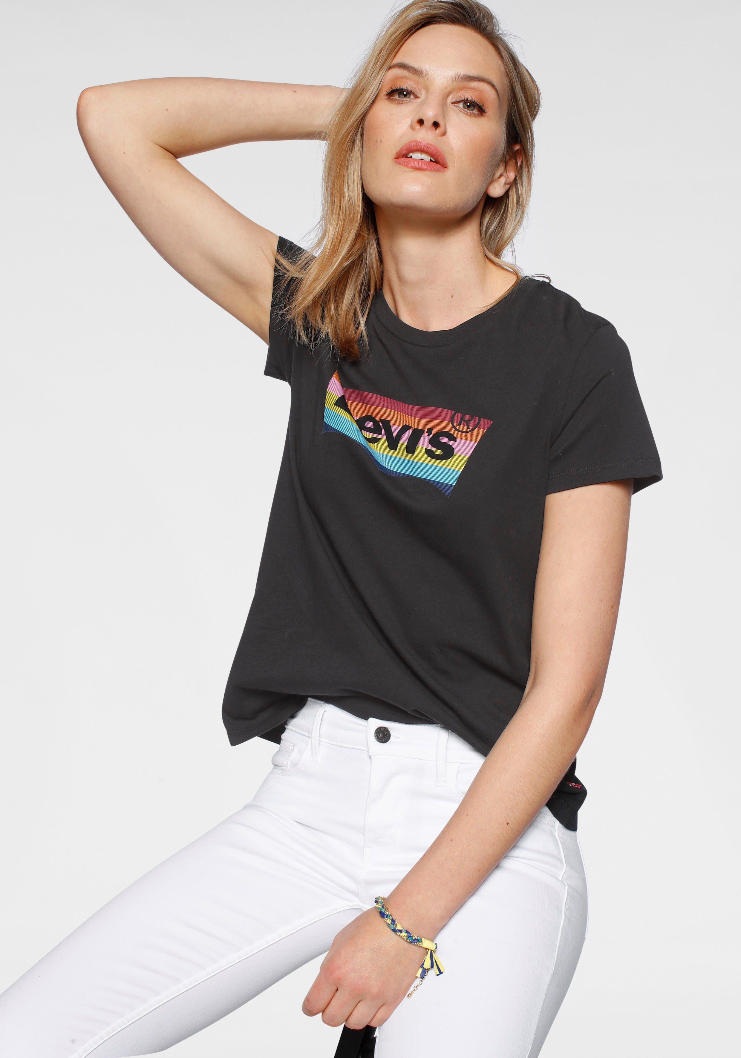 Levi's® T-Shirt The Perfect Tee Pride Edition Print in Regenbogenfarben