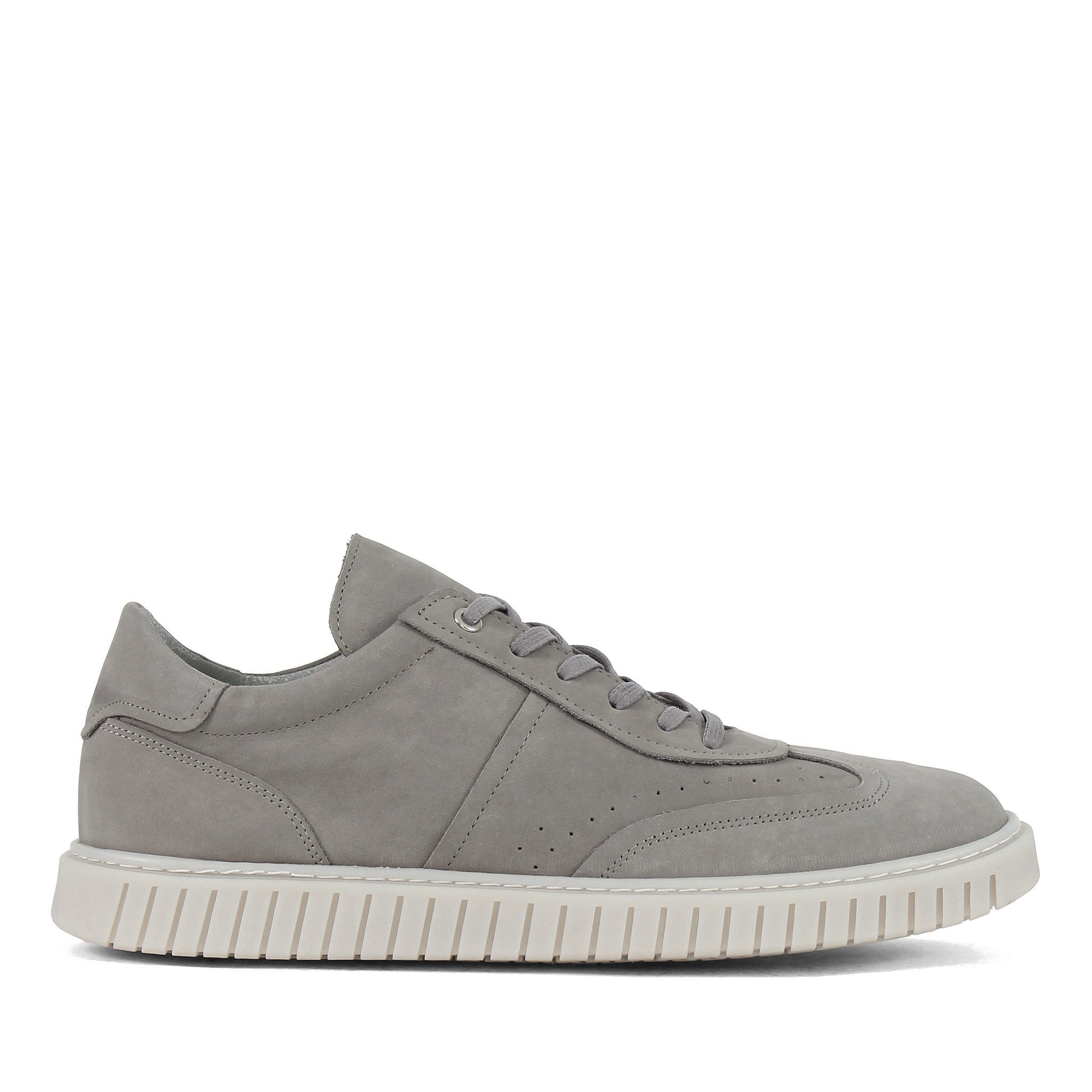 448-1912 Sneaker