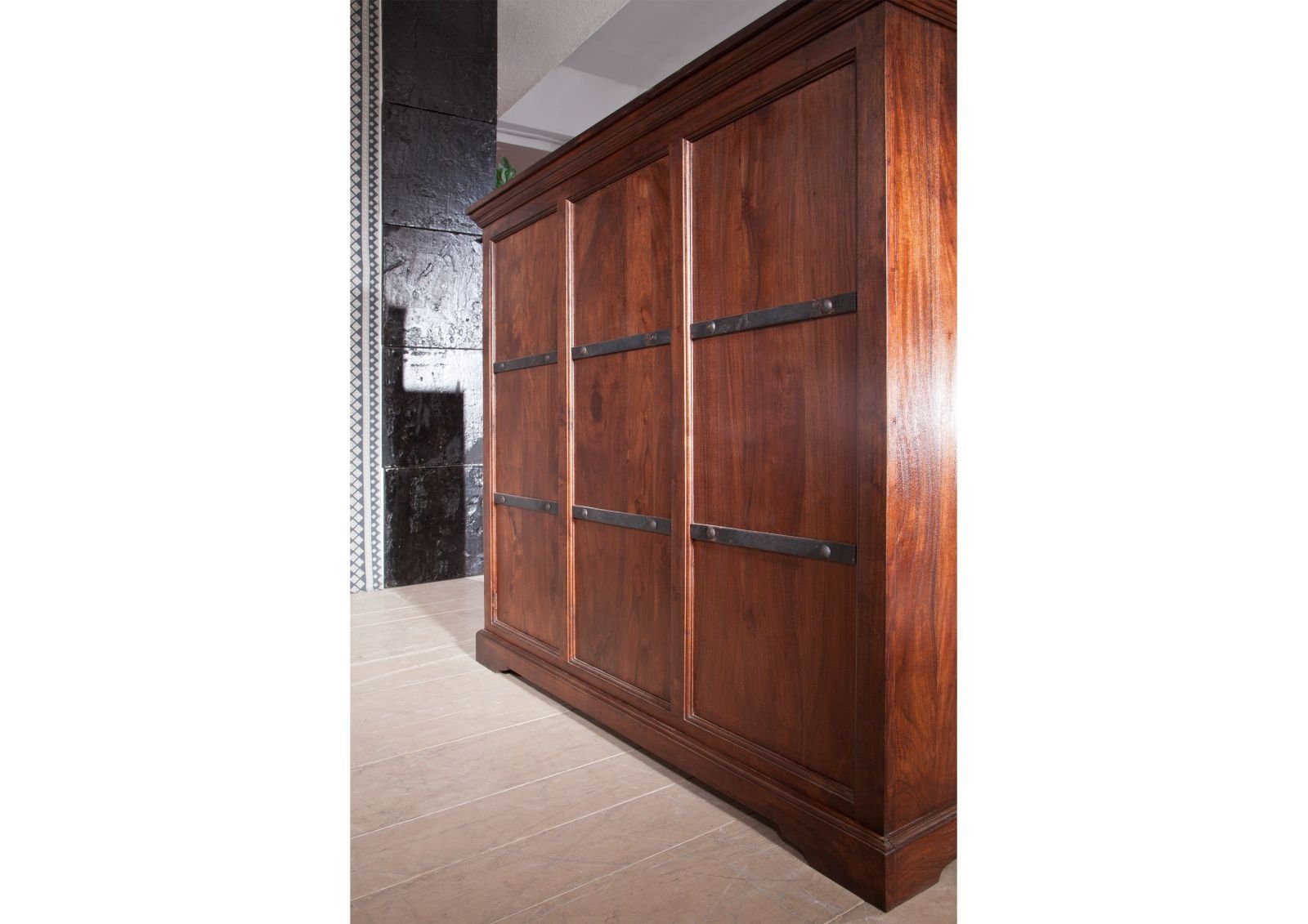 #903 lackiert dunkelbraun Bar nougat Akazie Barschrank 140x66x125 Massivmoebel24 OXFORD