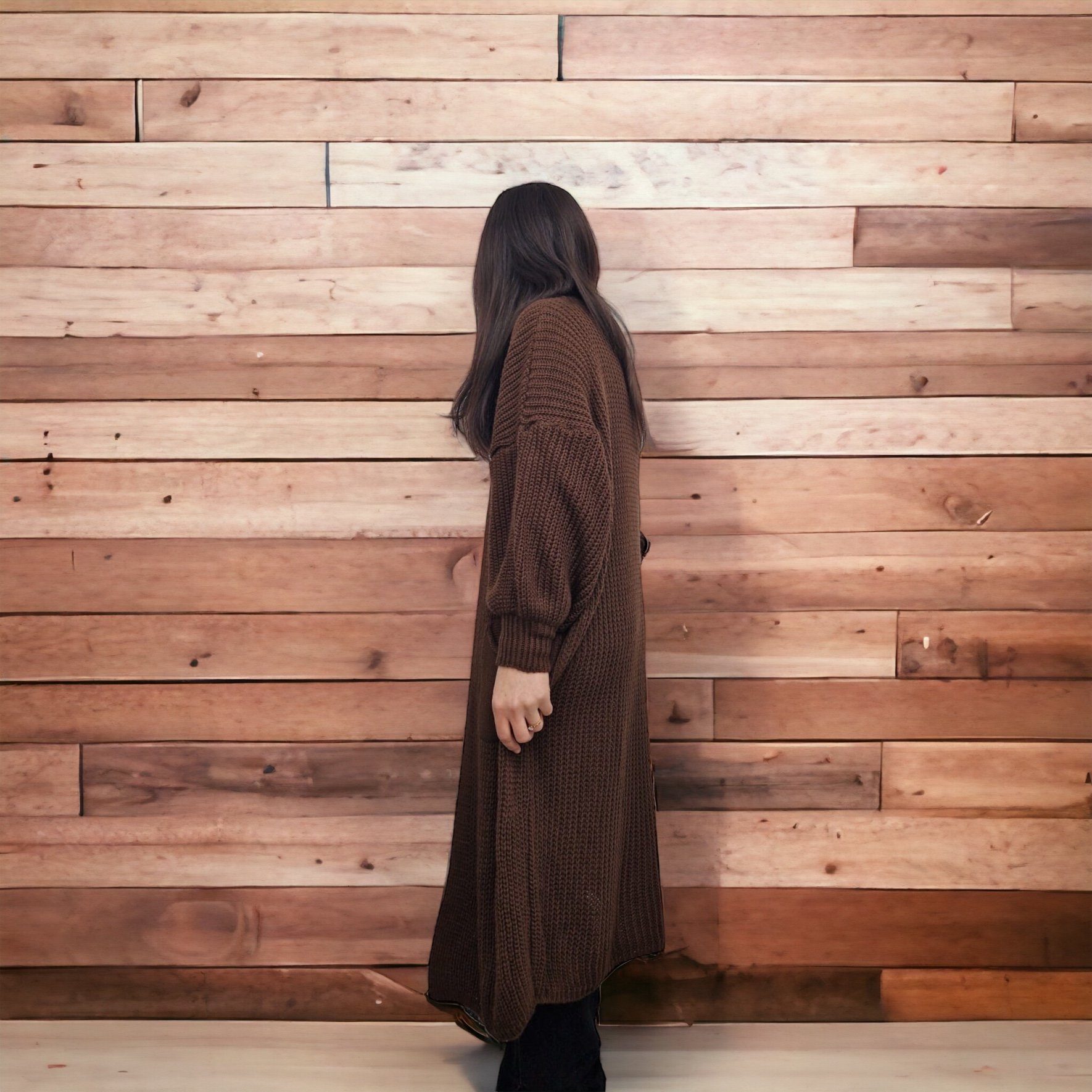 HELLO MISS Longstrickjacke Modisch Maxi Strickjacke mit aufgesetzten Tasche günstig online kaufen