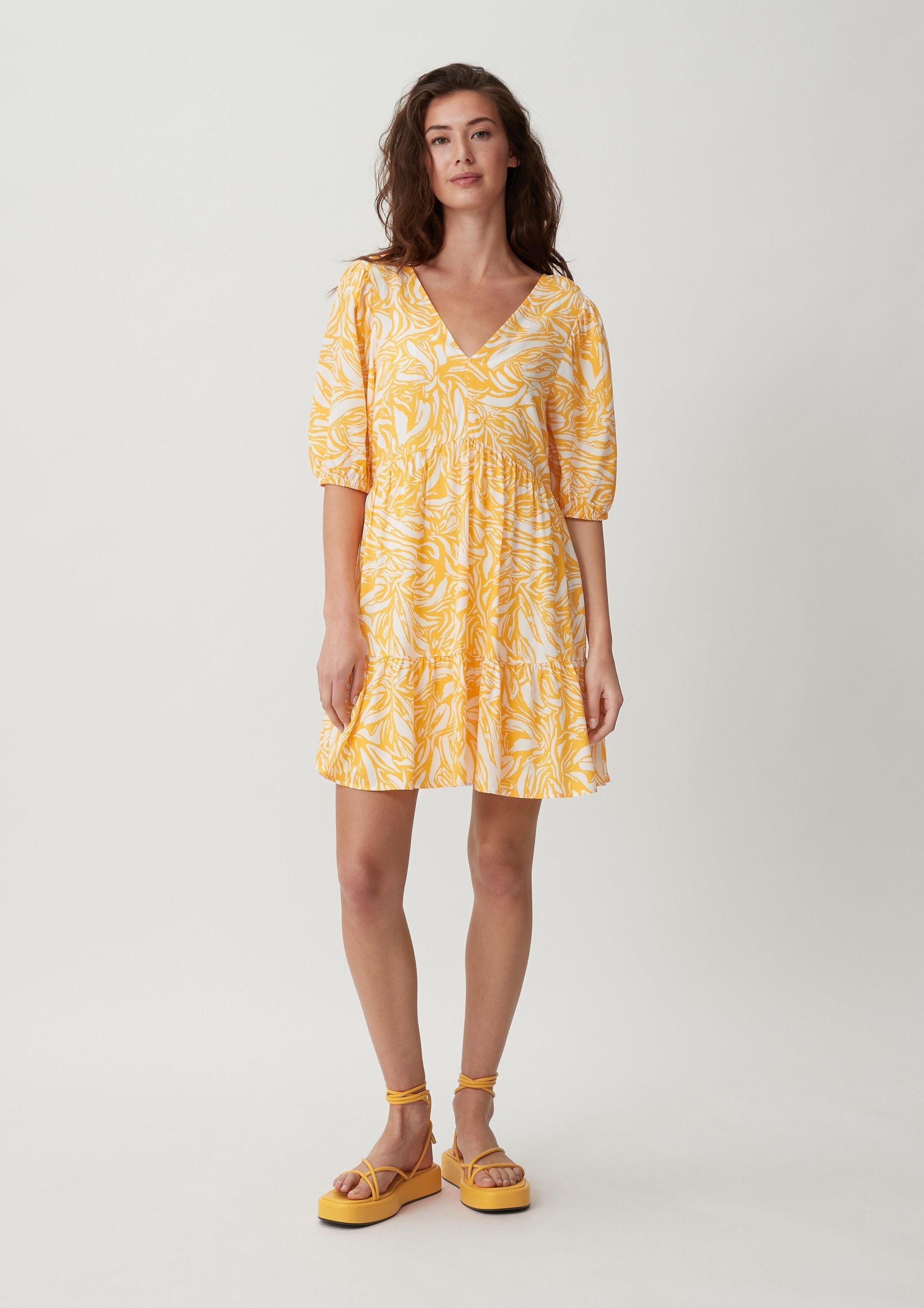 comma Minikleid Kleid Stufenkleid aus Crêpe