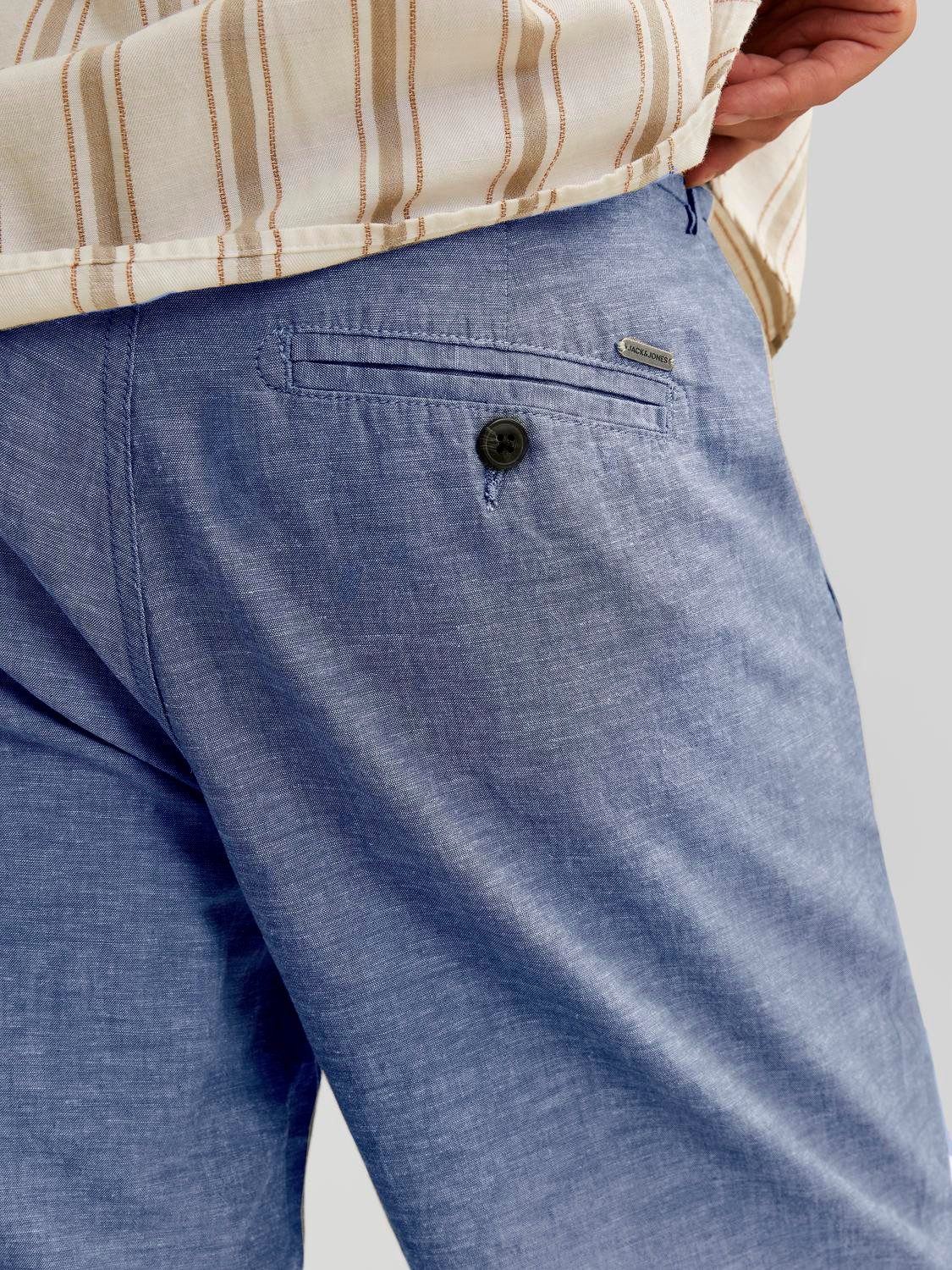 Jack & Jones Chinoshorts JPSTACE SUMMER SHORT SRT SN mit praktischen Taschen