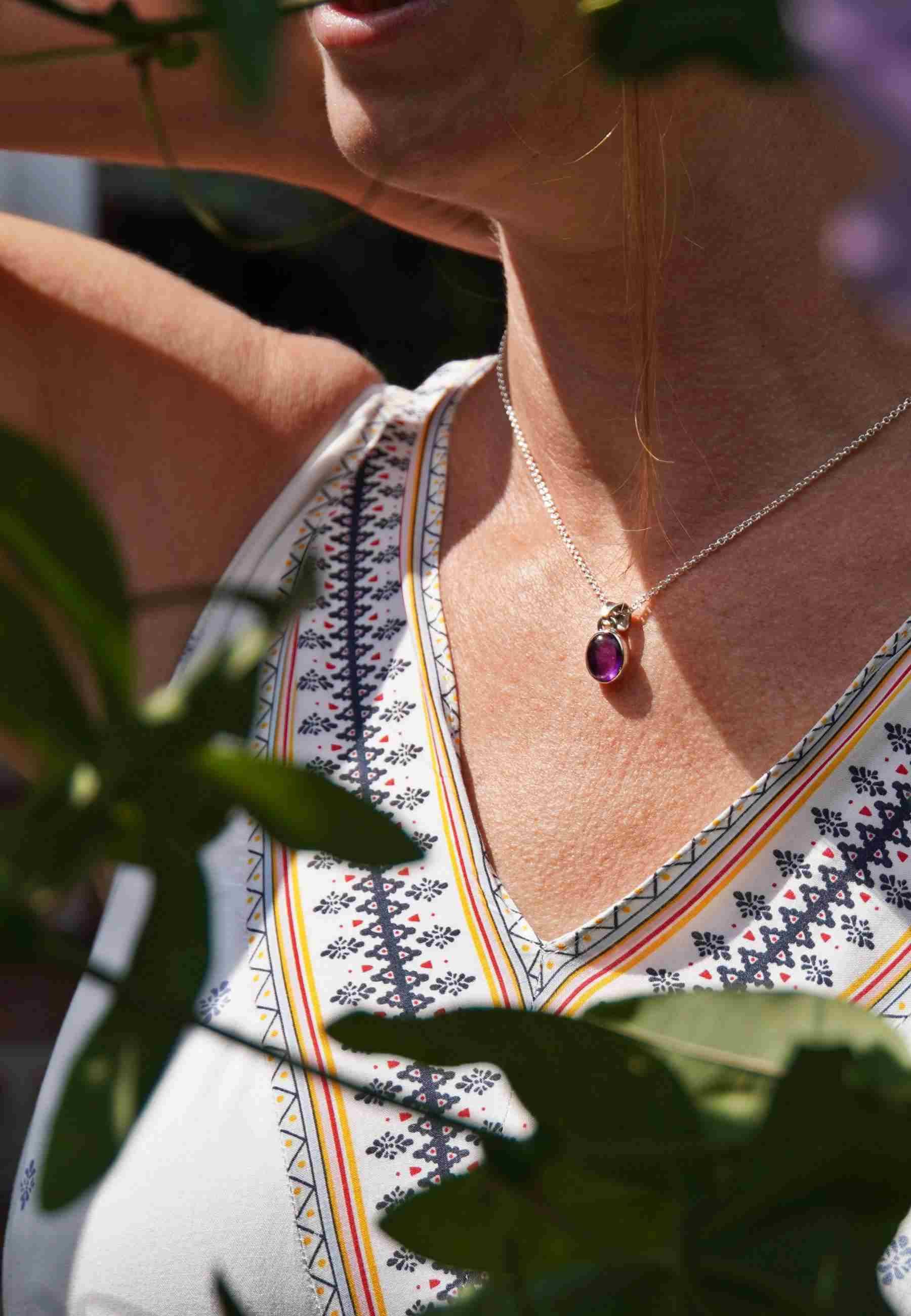 mantraroma Kette mit Anhänger SAMA oval günstig online kaufen