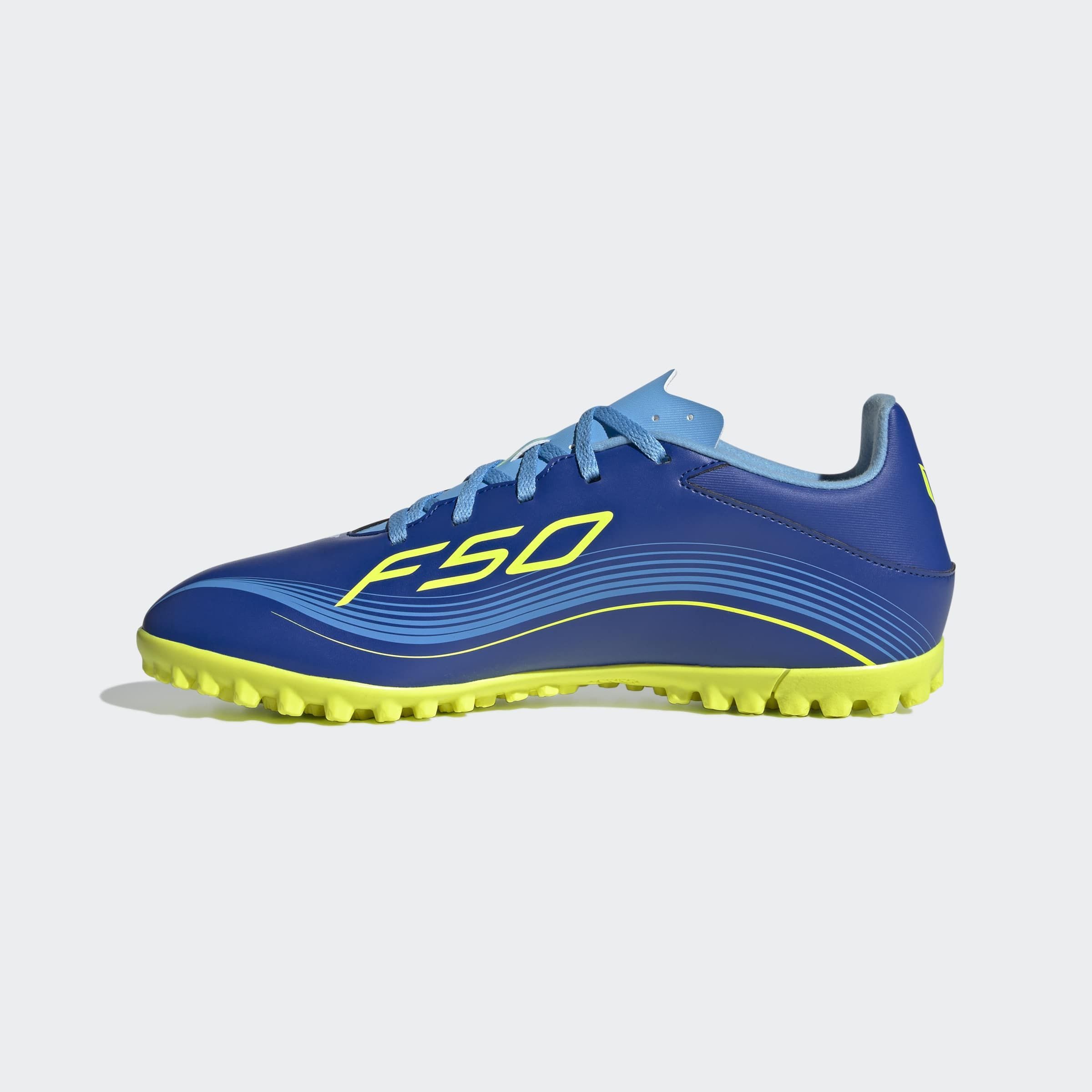 adidas Performance F50 MESSI CLUB KUNSTRASEN Fußballschuh geeignet für harte Untergründe Asche und Kunstrasen