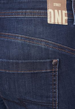 STREET ONE Comfort-fit-Jeans mit Doppelknopf