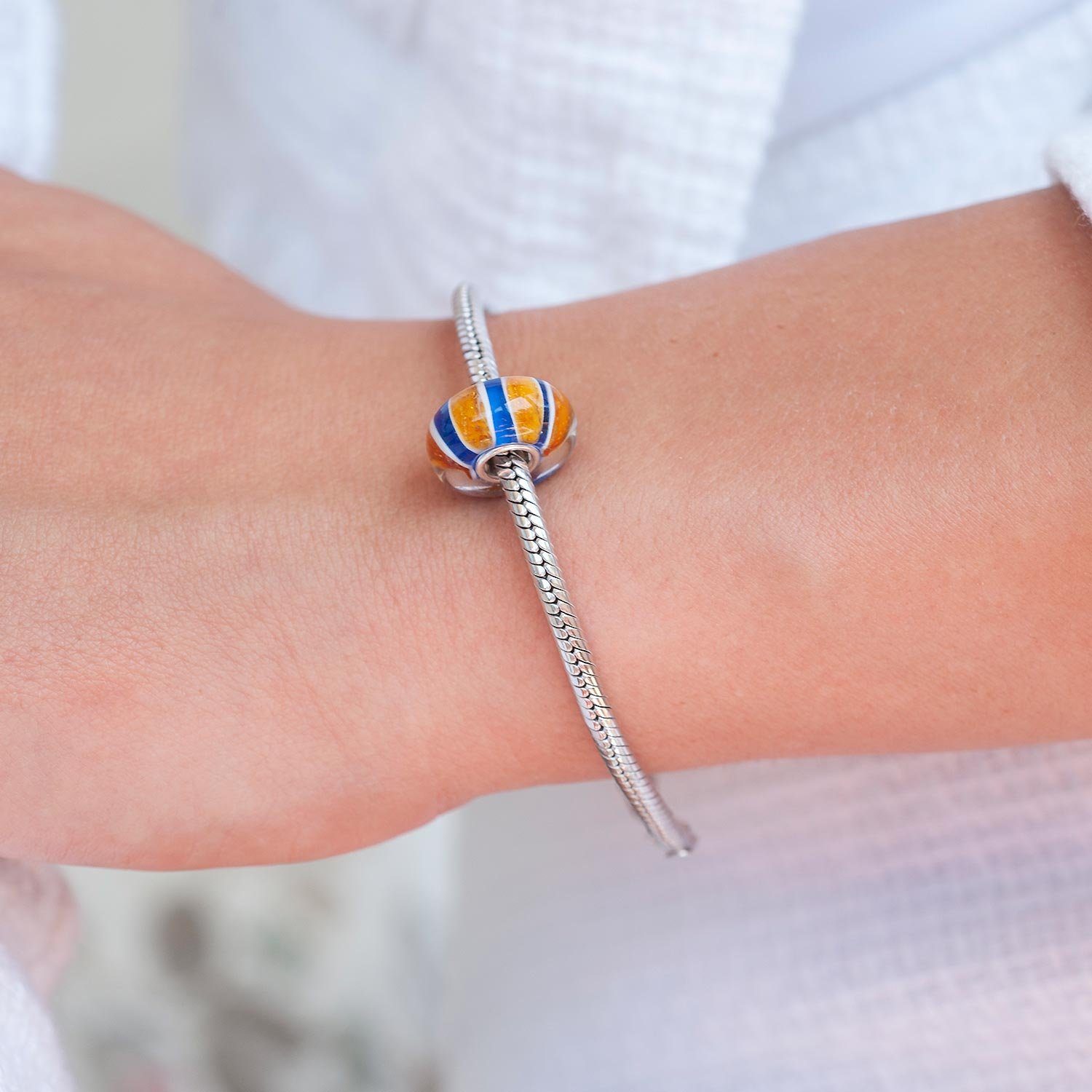 Materia Bead Glasperle Streifen Glitzer Blau Weiß Orange Silber 509, Hülse aus 925 Sterling Silber