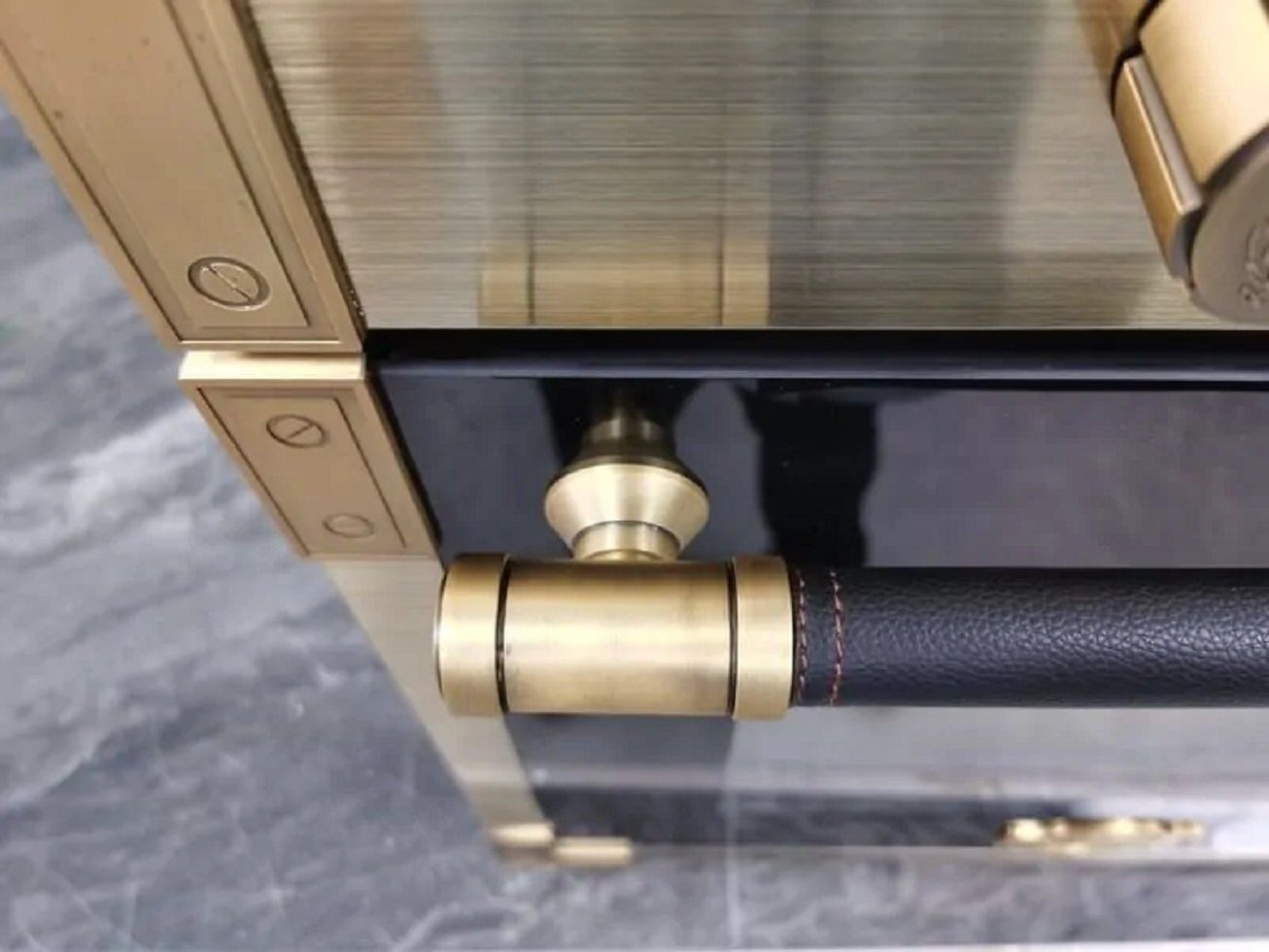 Kaiser Küchengeräte Einbaubackofen EH 6427 AD/ 5 Jahres Garantie, mit 1-fach-Teleskopauszug, Retro Pyrolyse Einbau Backofen 73L Anthrazitfarbiges Glas 60 cm