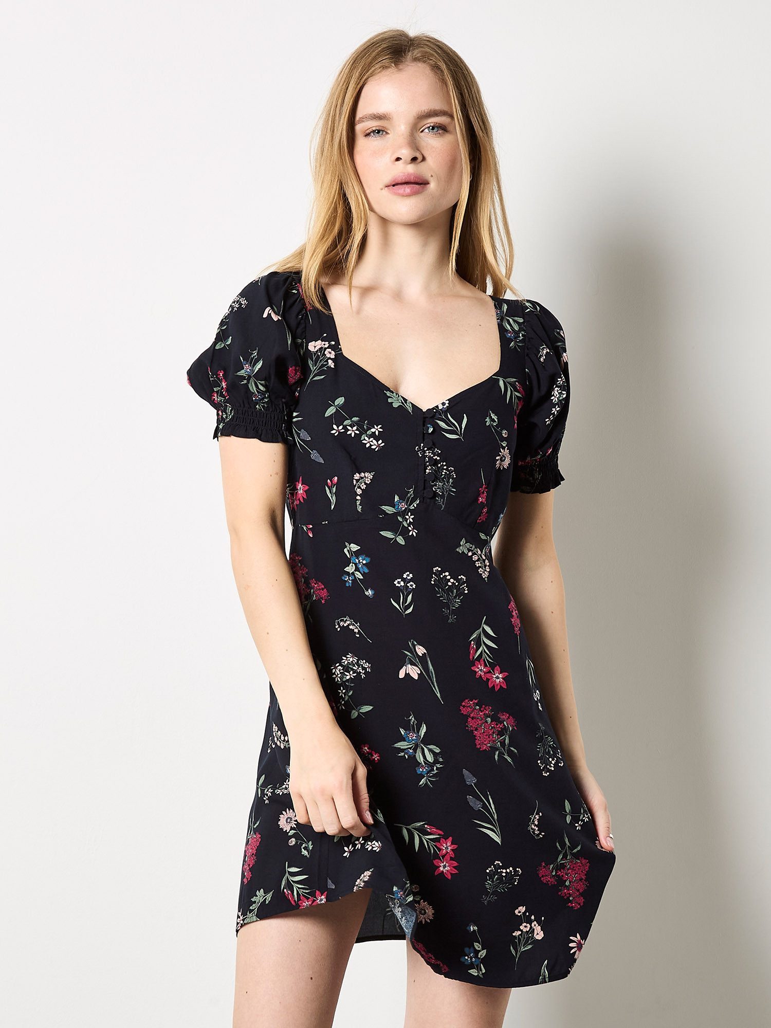Apricot Minikleid Florales Kleid, mit gesmoktem günstig online kaufen