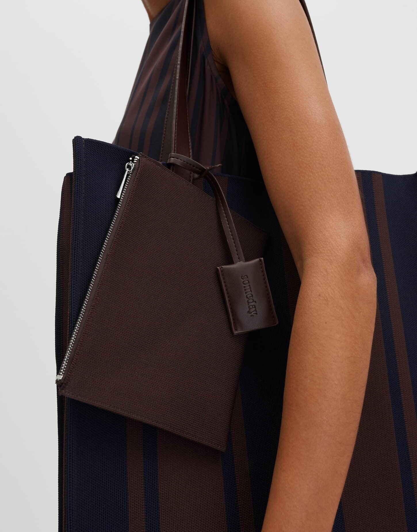 someday Shopper Bavora bag aus Milano Strick mit festem Griff, Robuste Tote Bag im modernen Streifenlook