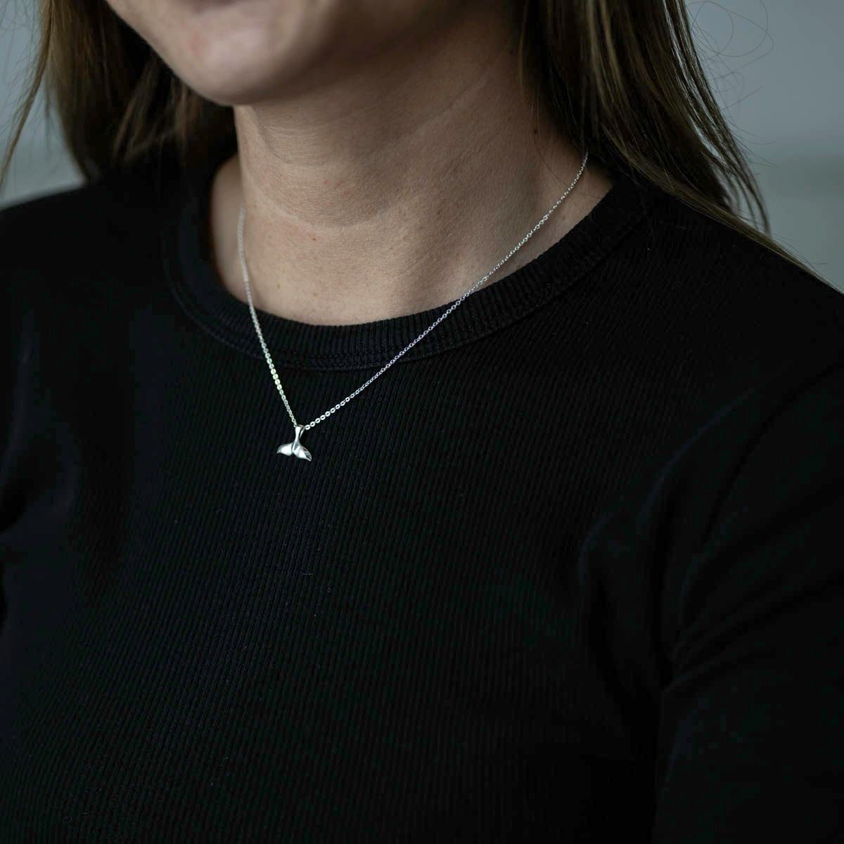 Materia Kettenanhänger Flosse Wal Delfin Silber Hochglanz KA-149, 925 Sterl günstig online kaufen