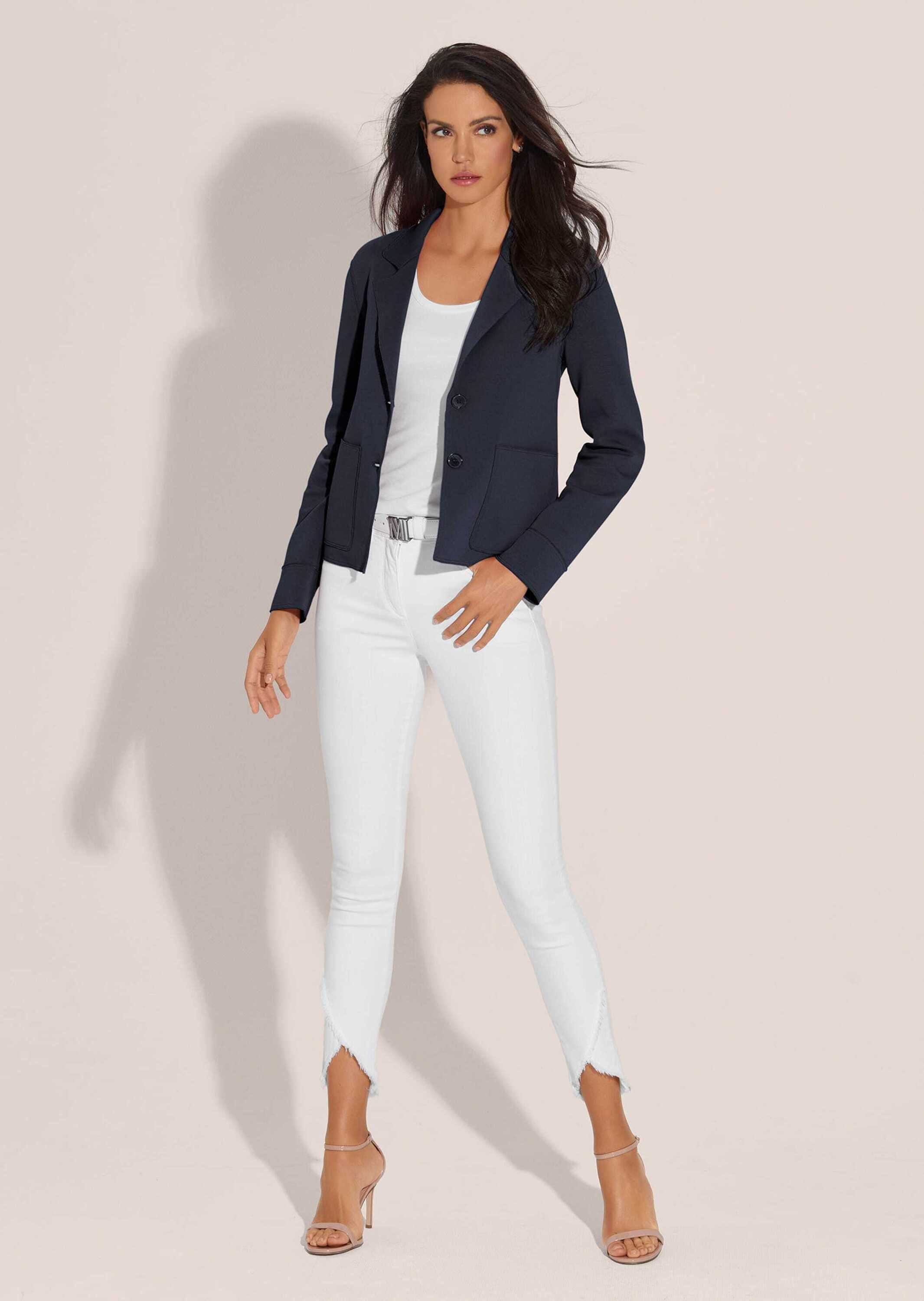 MADELEINE Outdoorjacke Trendstarke Kurzjacke mit Kettenaufhänger günstig online kaufen