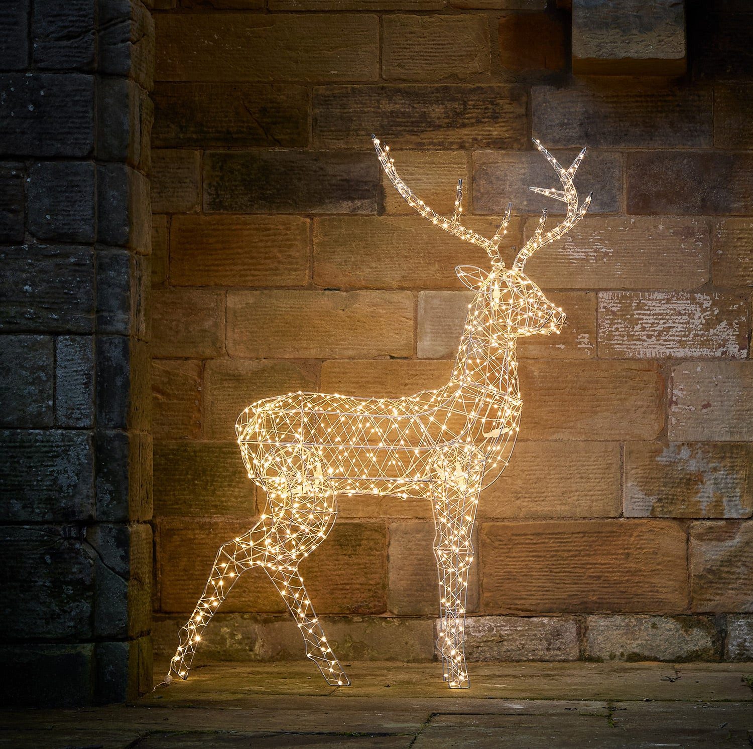 Lights4fun LED-Dekofigur LED-Rentier Hirsch XL Duchy, Weihnachtsbeleuchtung (H) 150 x (L) 100 x (T) 25cm