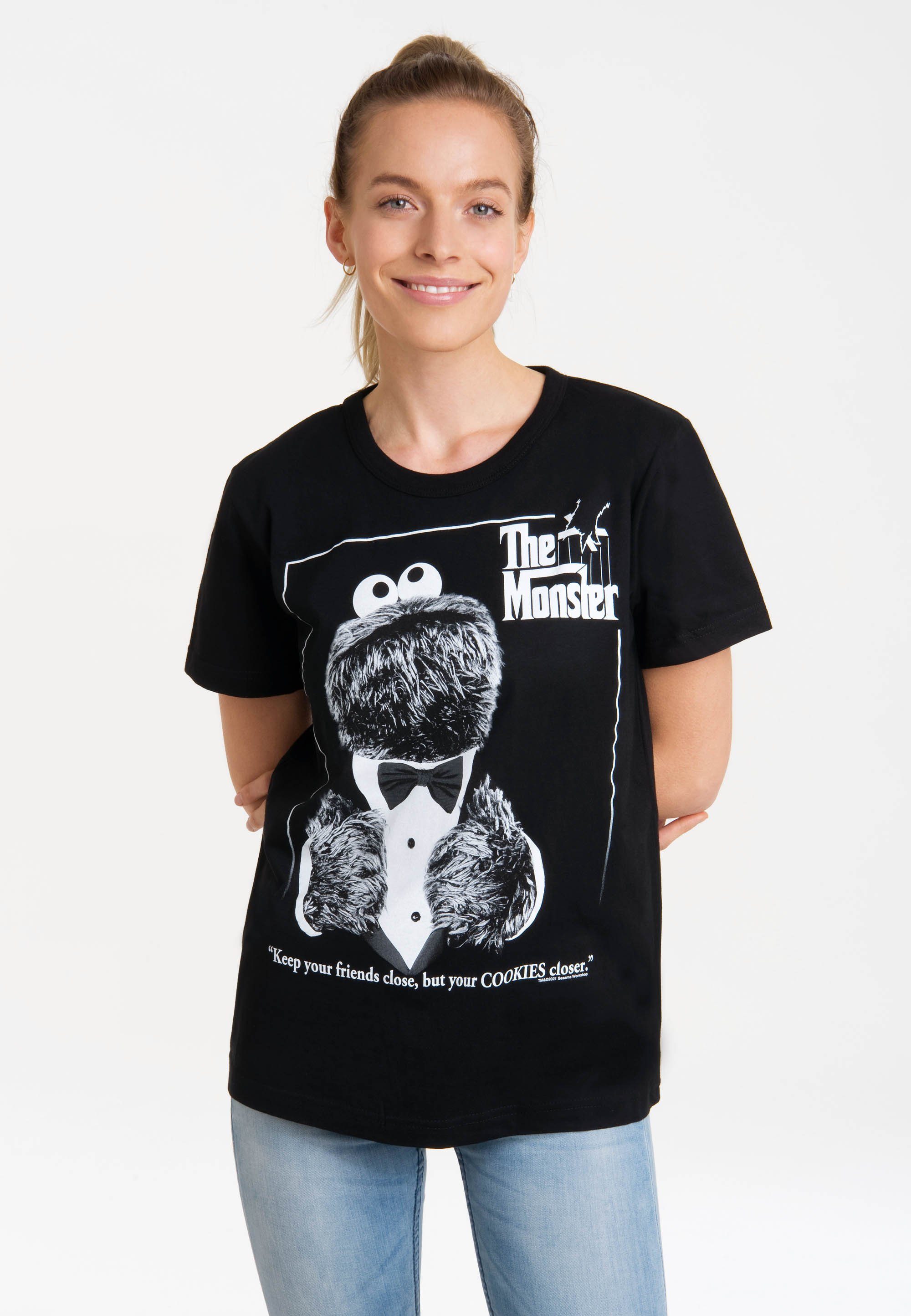 LOGOSHIRT T-Shirt Sesamstrasse – Krümelmonster Pate mit lizenziertem Print,  Großer Krümelmonster-Print auf der Front als Hingucker