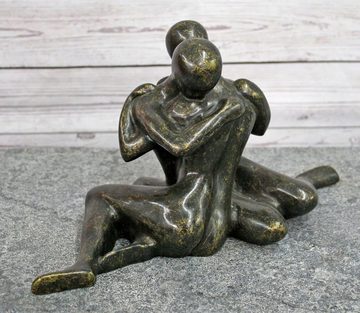 Bronzeskulpturen Skulptur Bronzefigur sitzendes Liebespaar modern bronze-braun