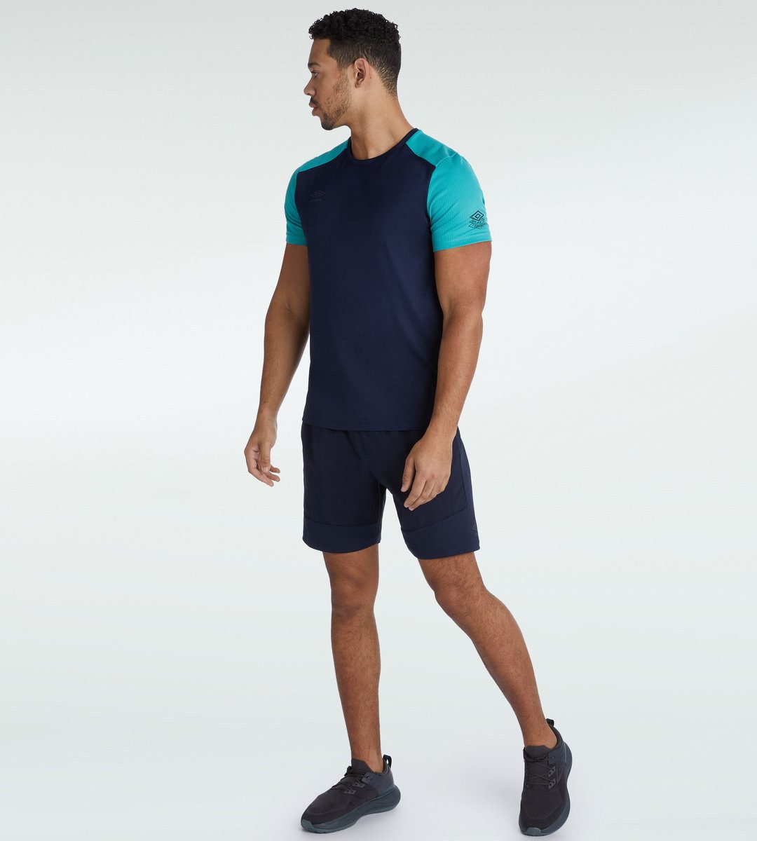 Umbro Trainingshose Pro Training PTF Graphic Woven navyblau/aqua Herren