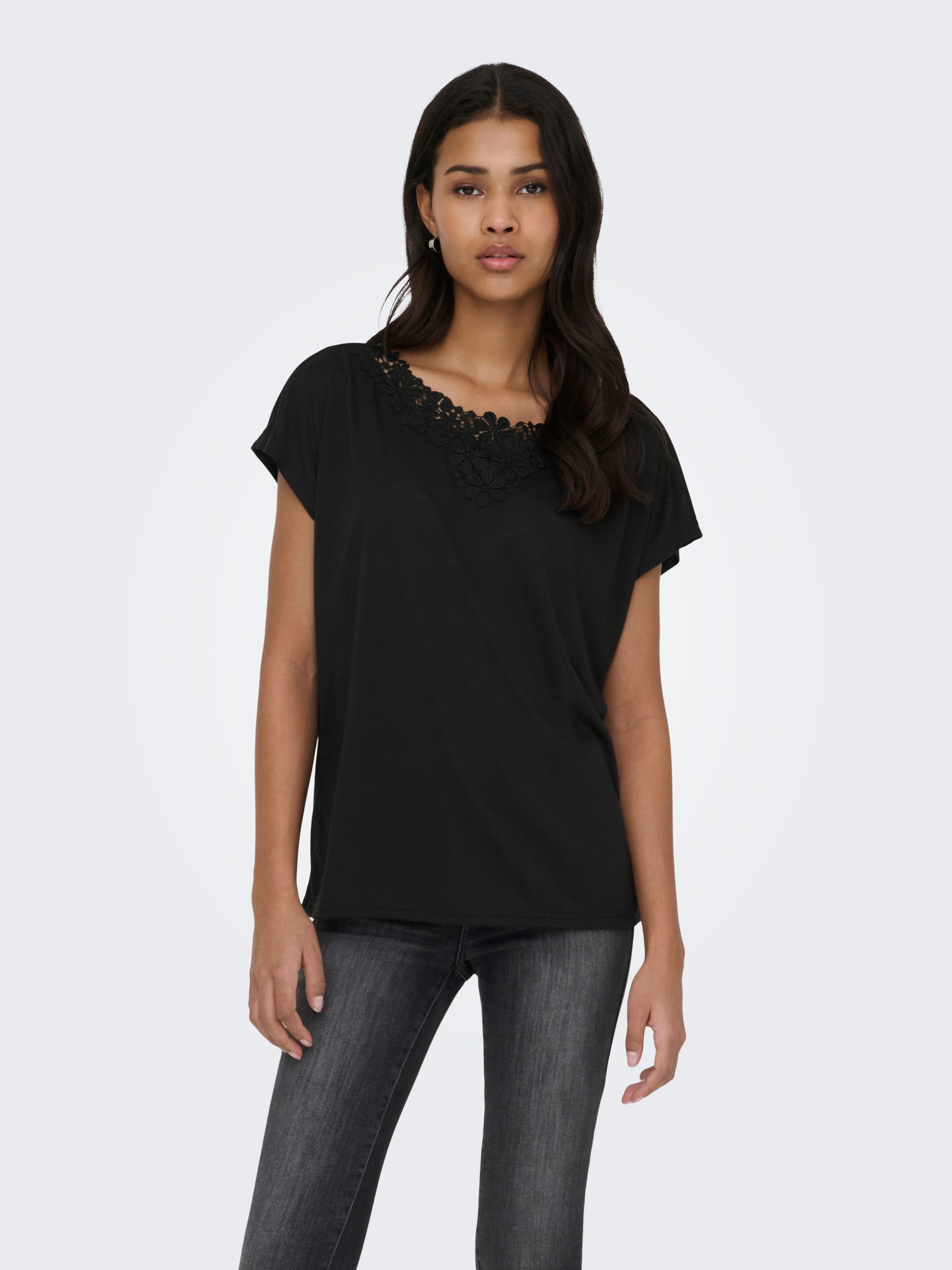 Spitzenshirt ONLWINNIE S/S TOP CS JRS
