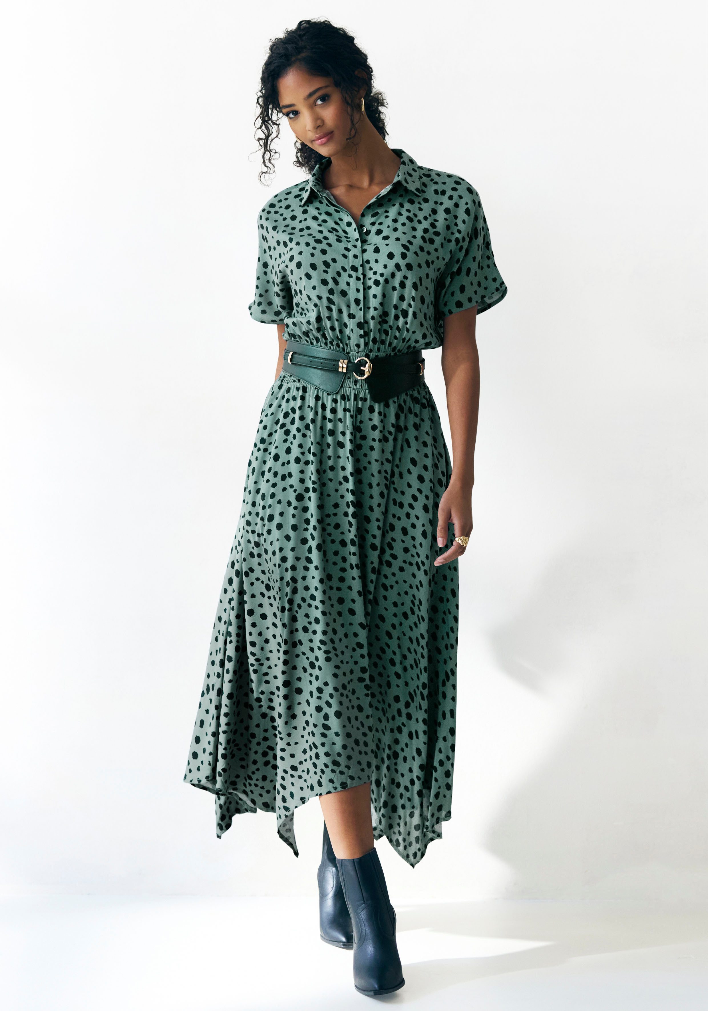 LASCANA Druckkleid mit Punktedruck und asymmetrischem Saum, Midikleid Bedrucktes Hemdblusenkleid, Viskosekleid aus leichter Webware