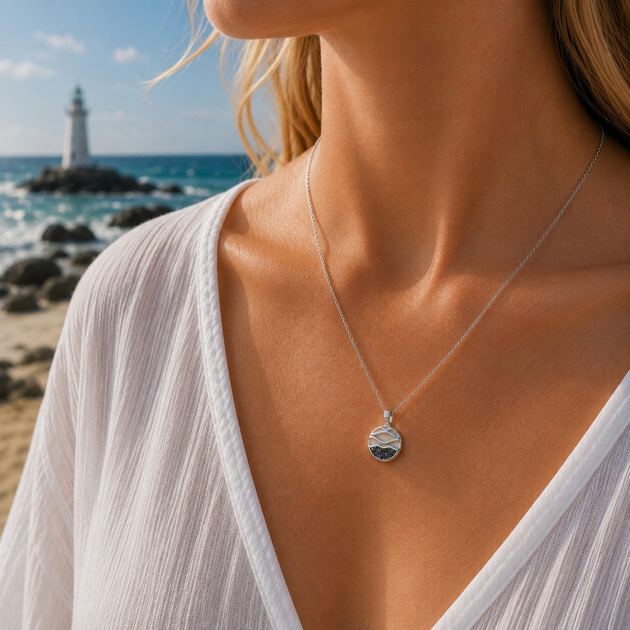 Kette mit Anhänger Halskette K2976 Strandwellen 2.0 – 925 Silber mit Lavasand