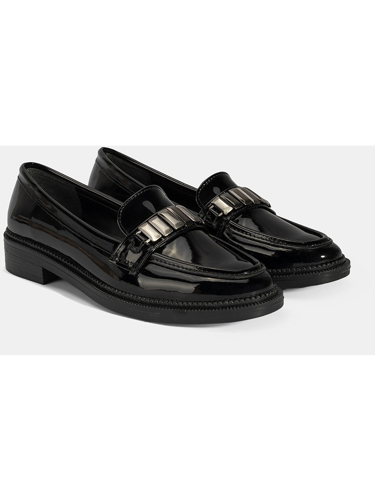 Desa DESA Damen-Loafer mit runder Zehenpartie und Synthetikdetails aus Meta Mokassin