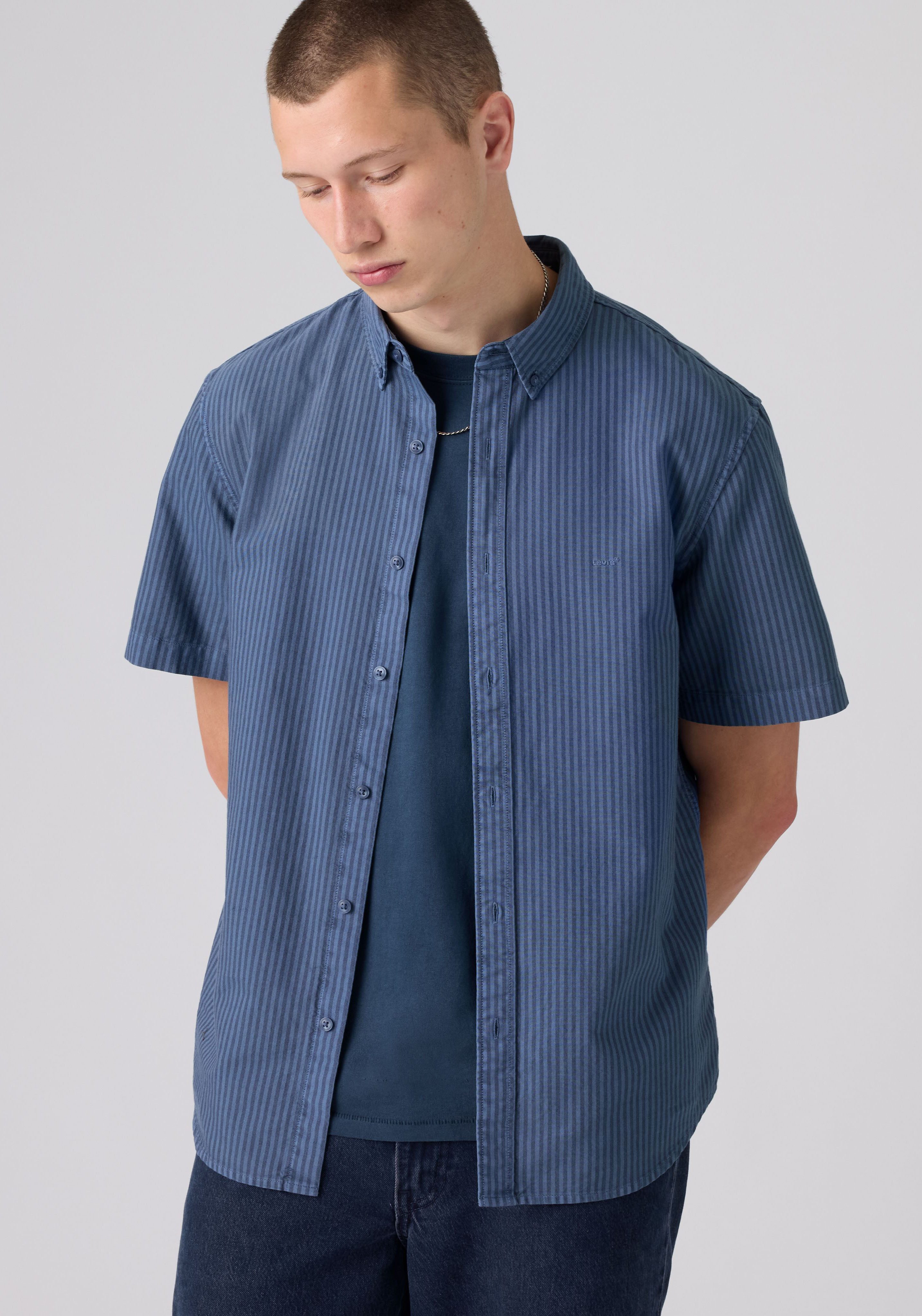 Levi's® Kurzarmhemd SS AUTHENTIC BUTTON DOWN mit kleiner Logostickerei auf der Brust