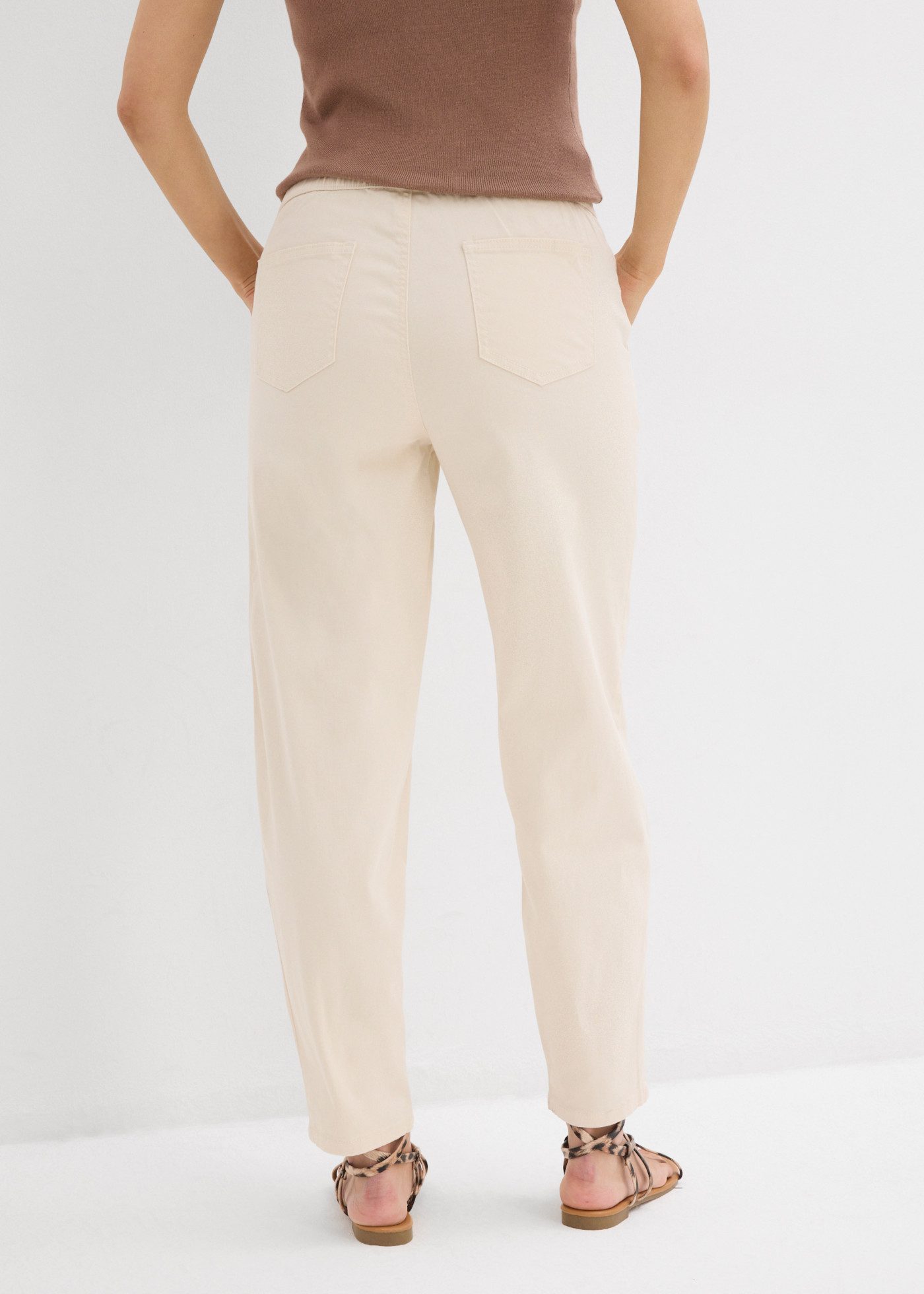 bonprix Loose-fit-Jeans (1-tlg) Barrel-Form, mit Gummibund, mit Elasthan-Anteil