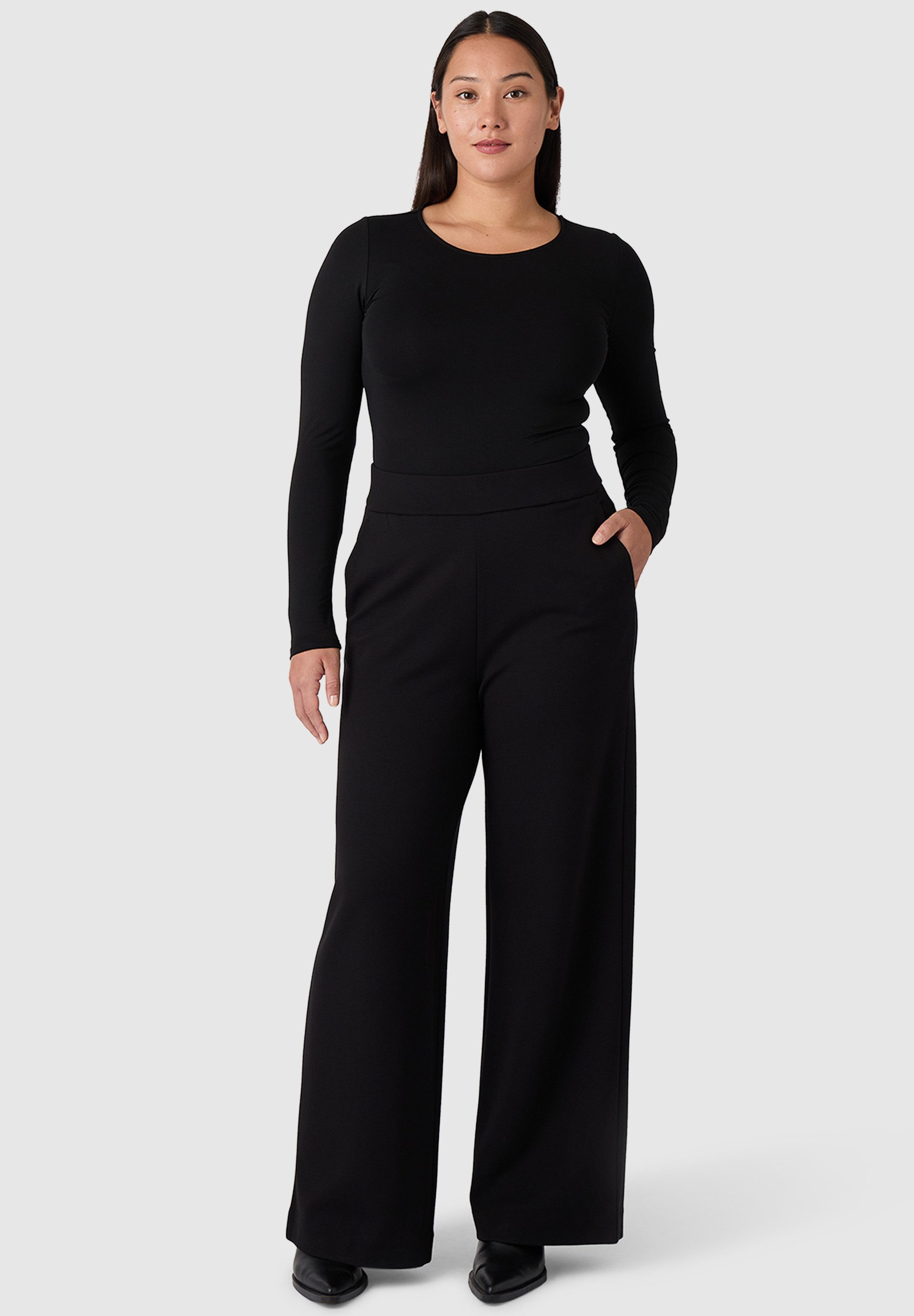 Les Lunes Culotte SANNEE Taschen auf der Vorderseite, hochgezogene Taille, weites Bein