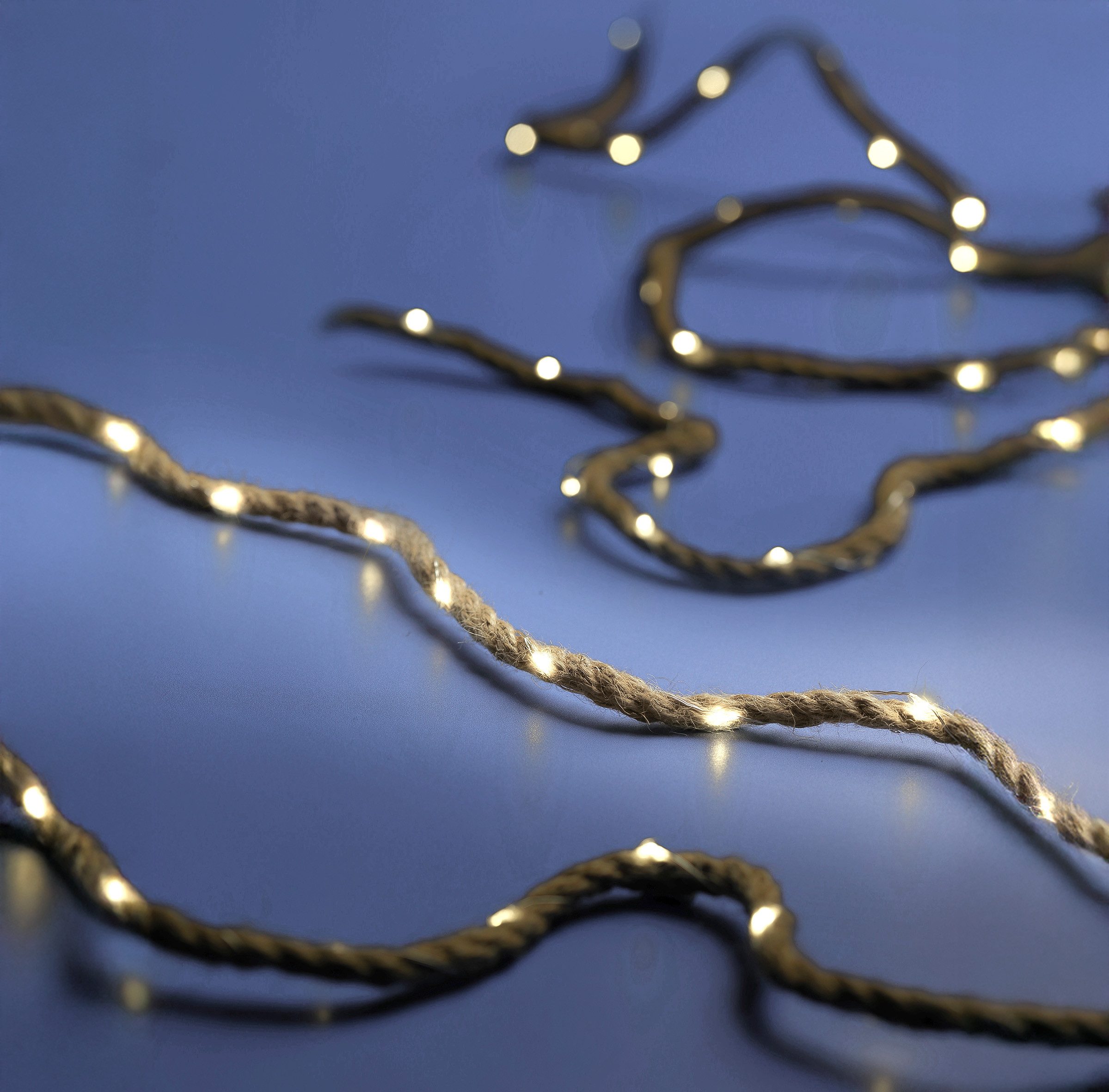 Spetebo LED-Lichterkette Tau mit Draht Lichterkette warm weiß mit Timer 400 cm, 60-flammig, Batterie betrieben