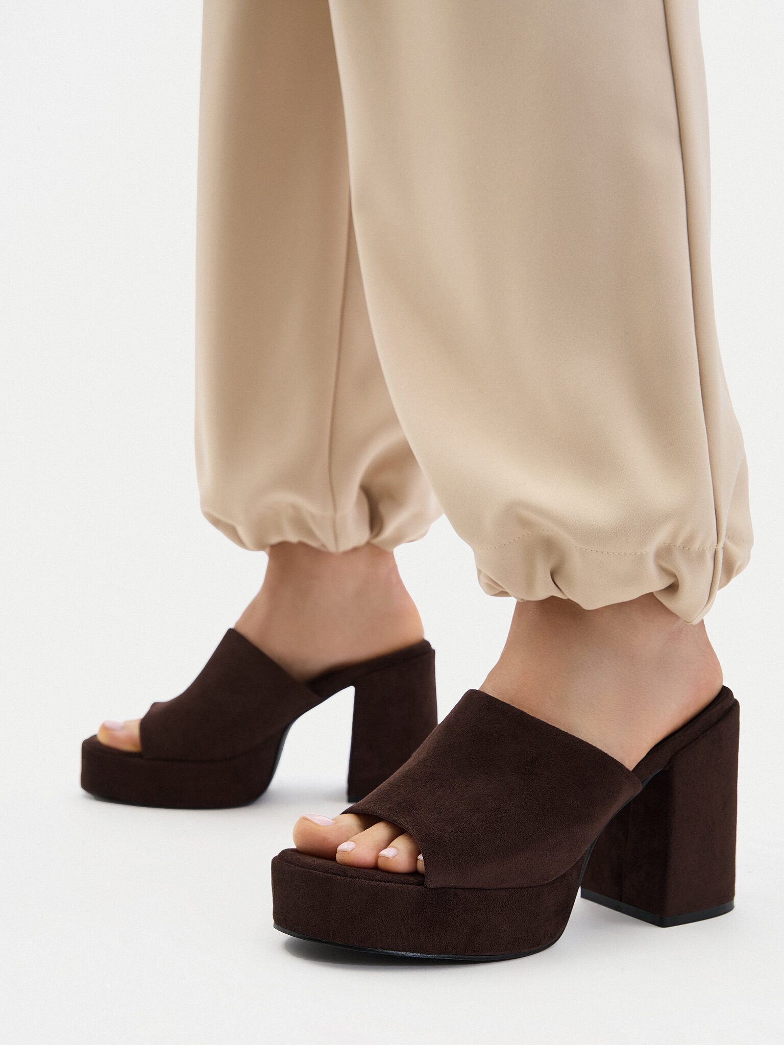 DeeZee Deezee Frauen-Flip-Flops Brown DeeZee-CEO-HY7562-10 Brown Badepantolette